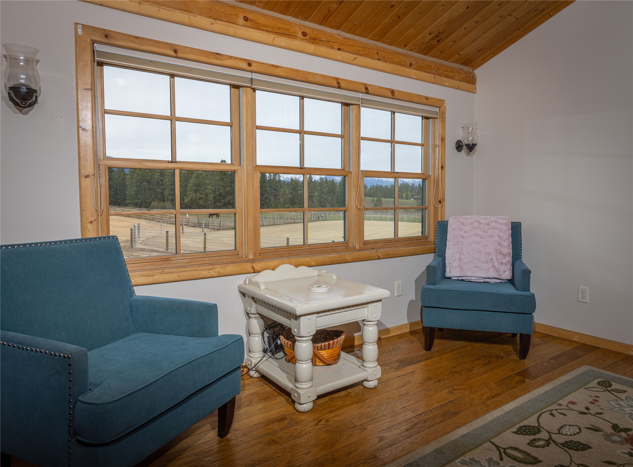 241 Orr Loop Property Photo 40