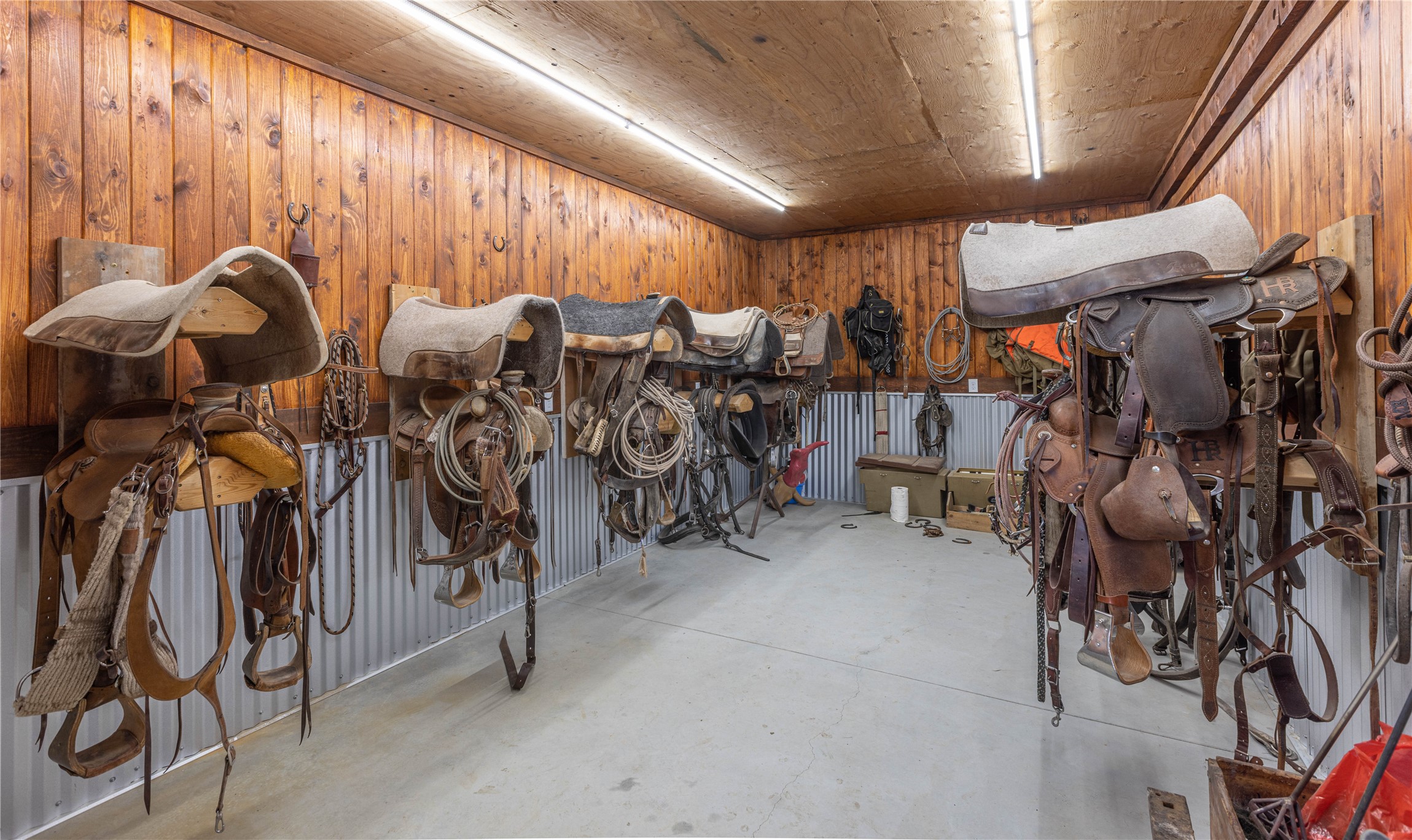 241 Orr Loop Property Photo 58