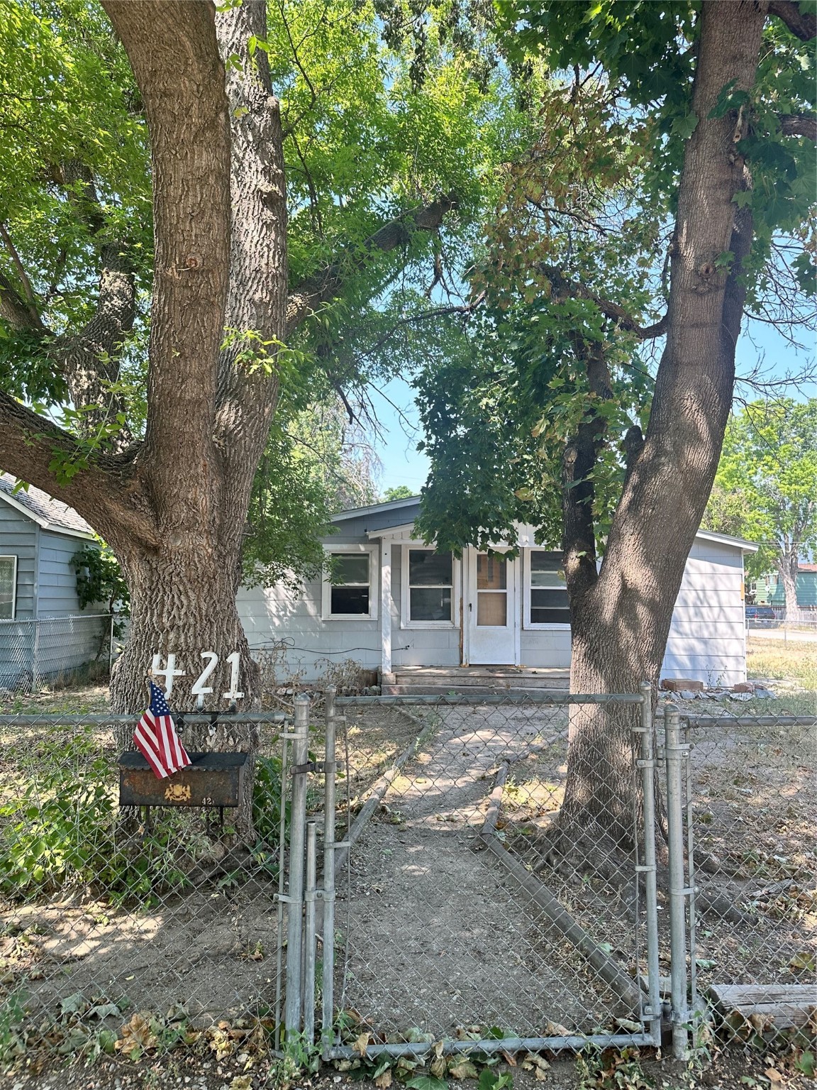 421 N 6th Street Property Photo