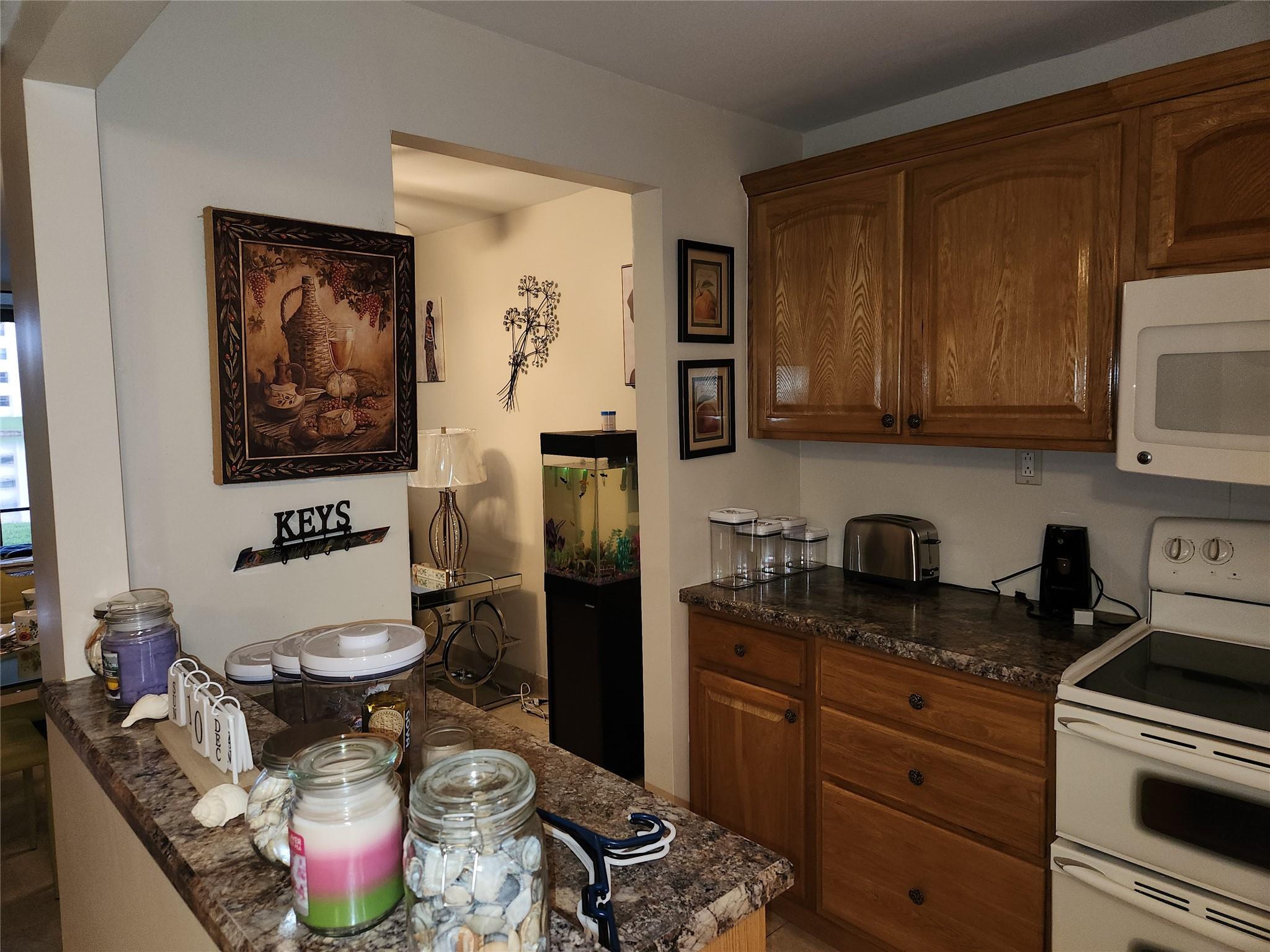10180 Nw 30th Ct 101 Property Photo 10