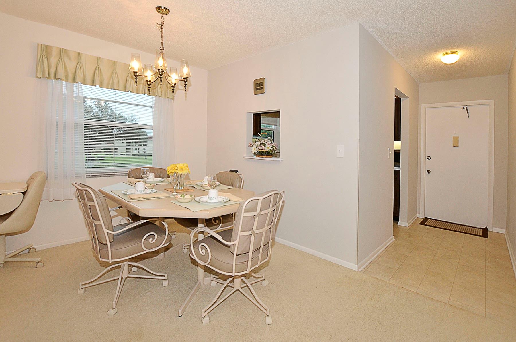 70 Royal Oak Court 201 Property Photo 4