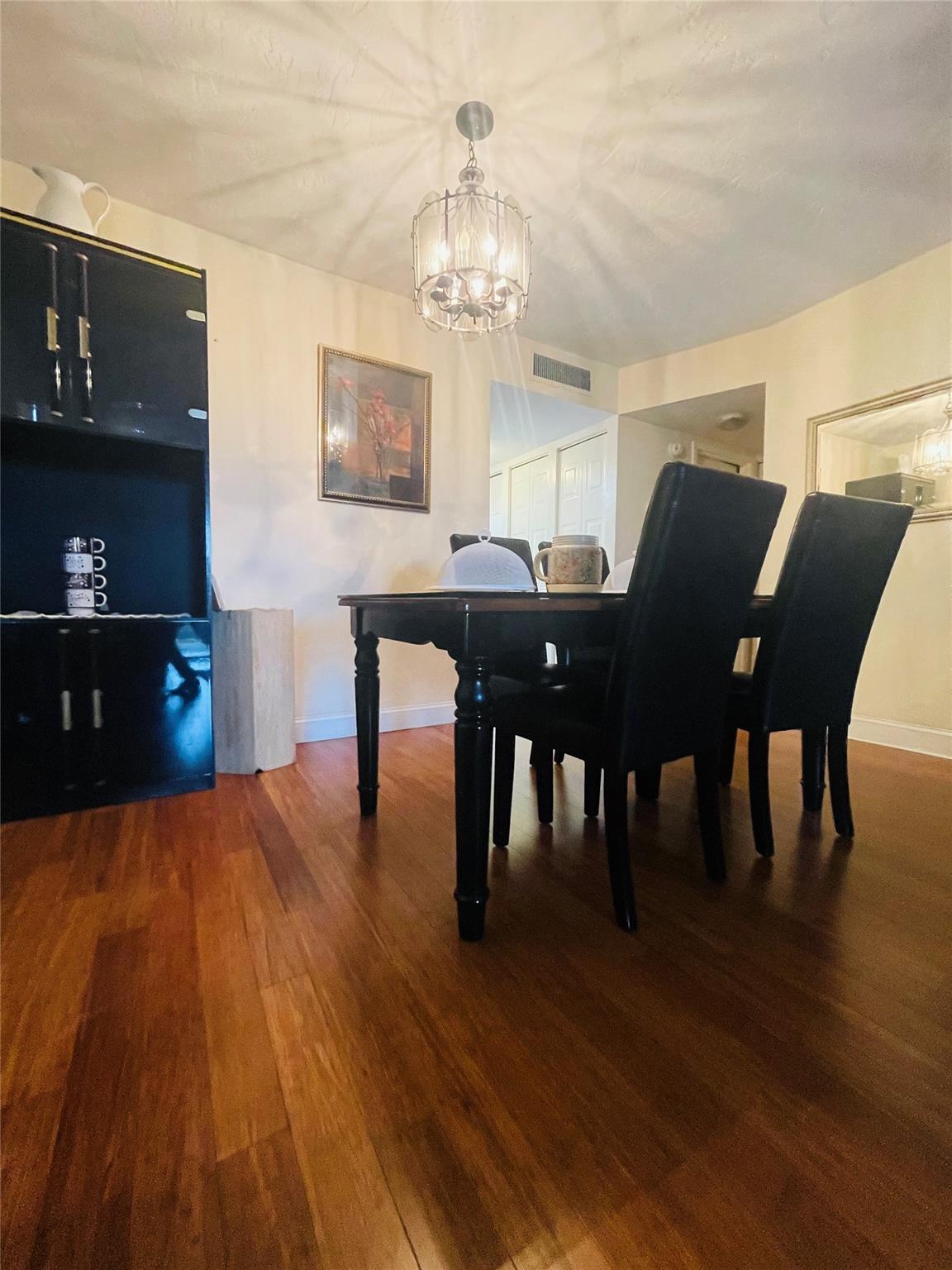 2871 Somerset Dr 212 Property Photo 17