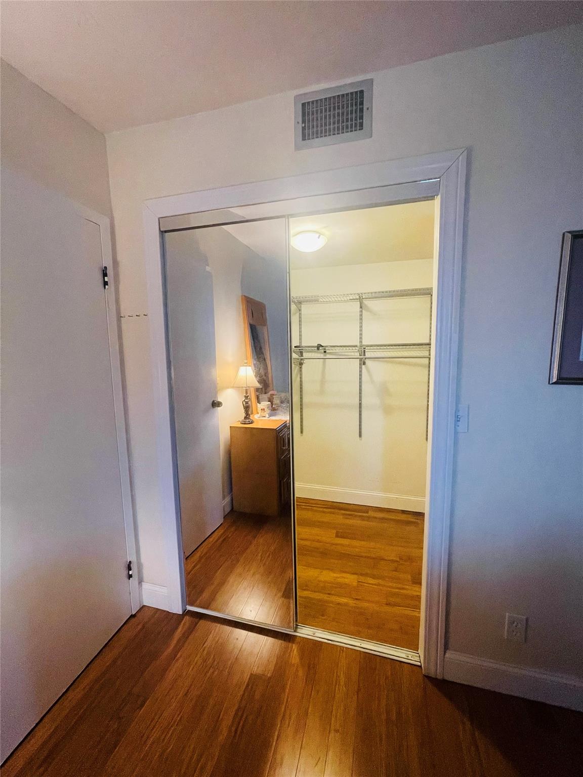 2871 Somerset Dr 212 Property Photo 24