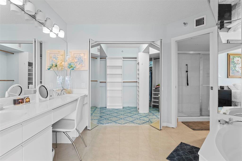 3530 Mystic Pointe Dr 910 Property Photo 16