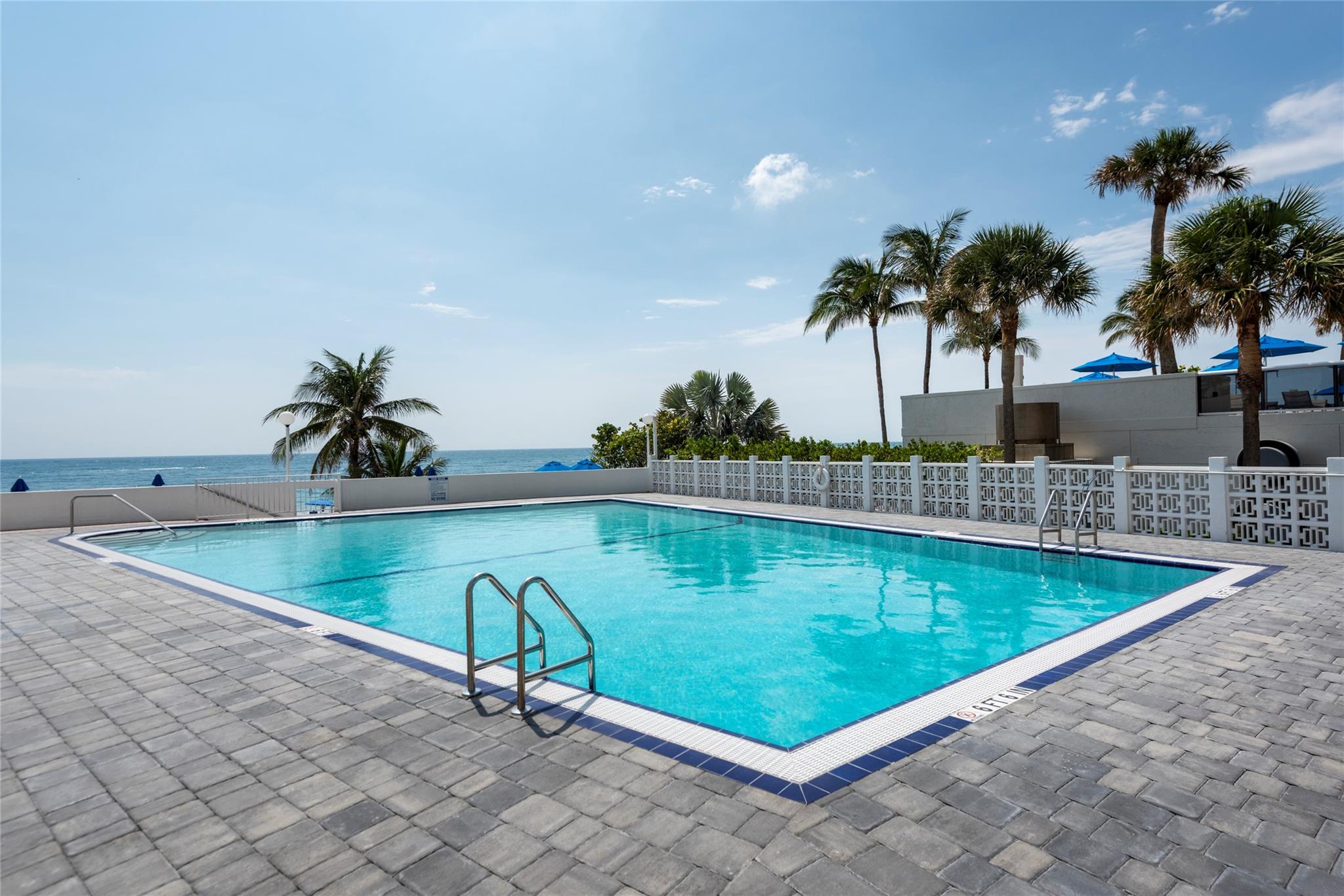 4250 Galt Ocean Dr 2h Property Photo 4