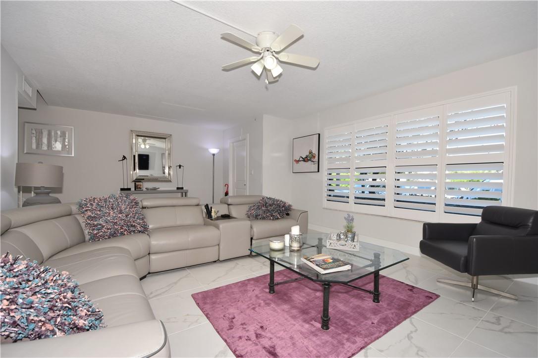 6017 Bayview Dr 6017 Property Photo 5