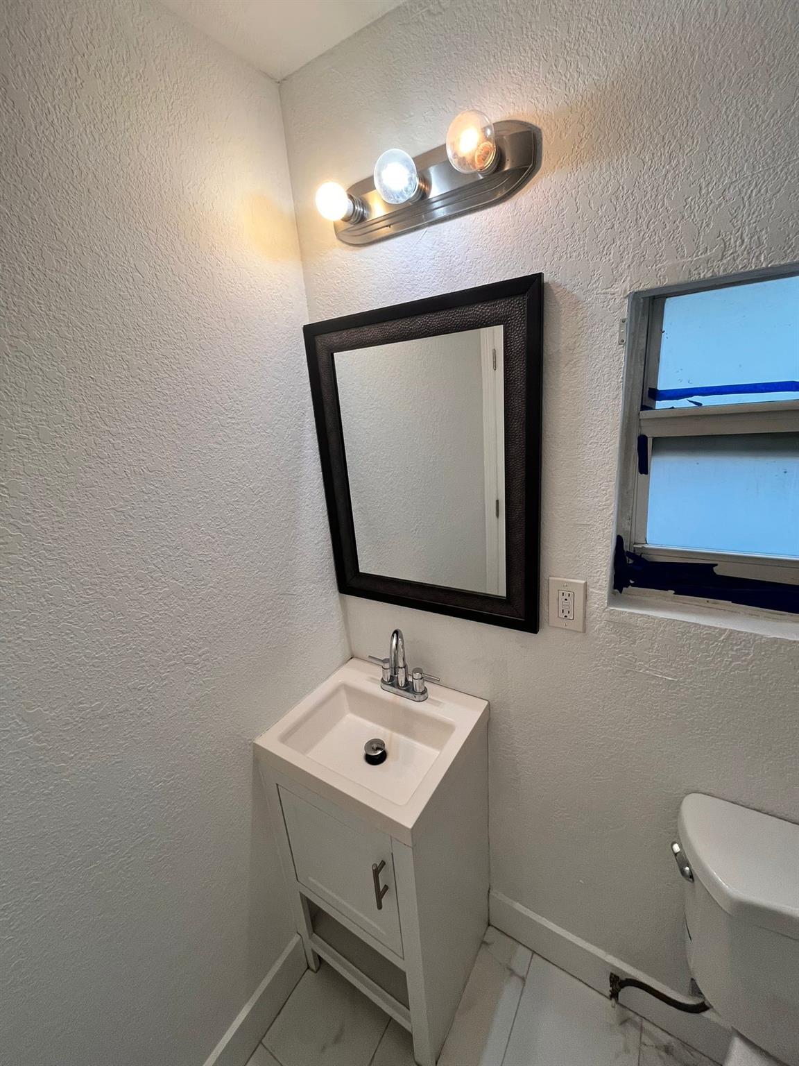 2547 Wilson St Property Photo 13
