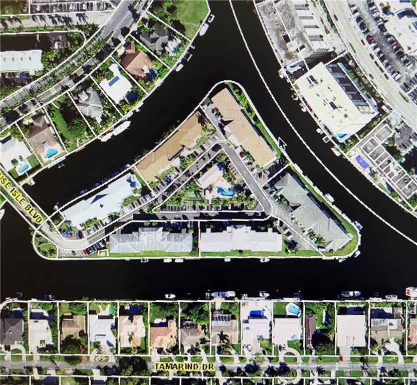 450 Paradise Isle Blvd Property Photo 7