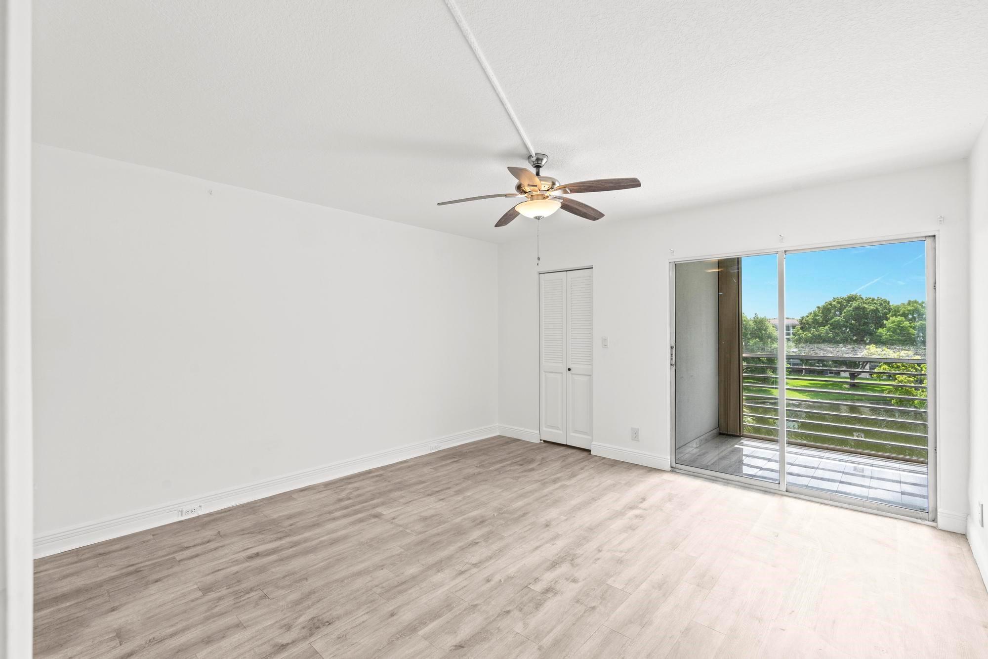 2304 Lucaya Ln B4 Property Photo 13