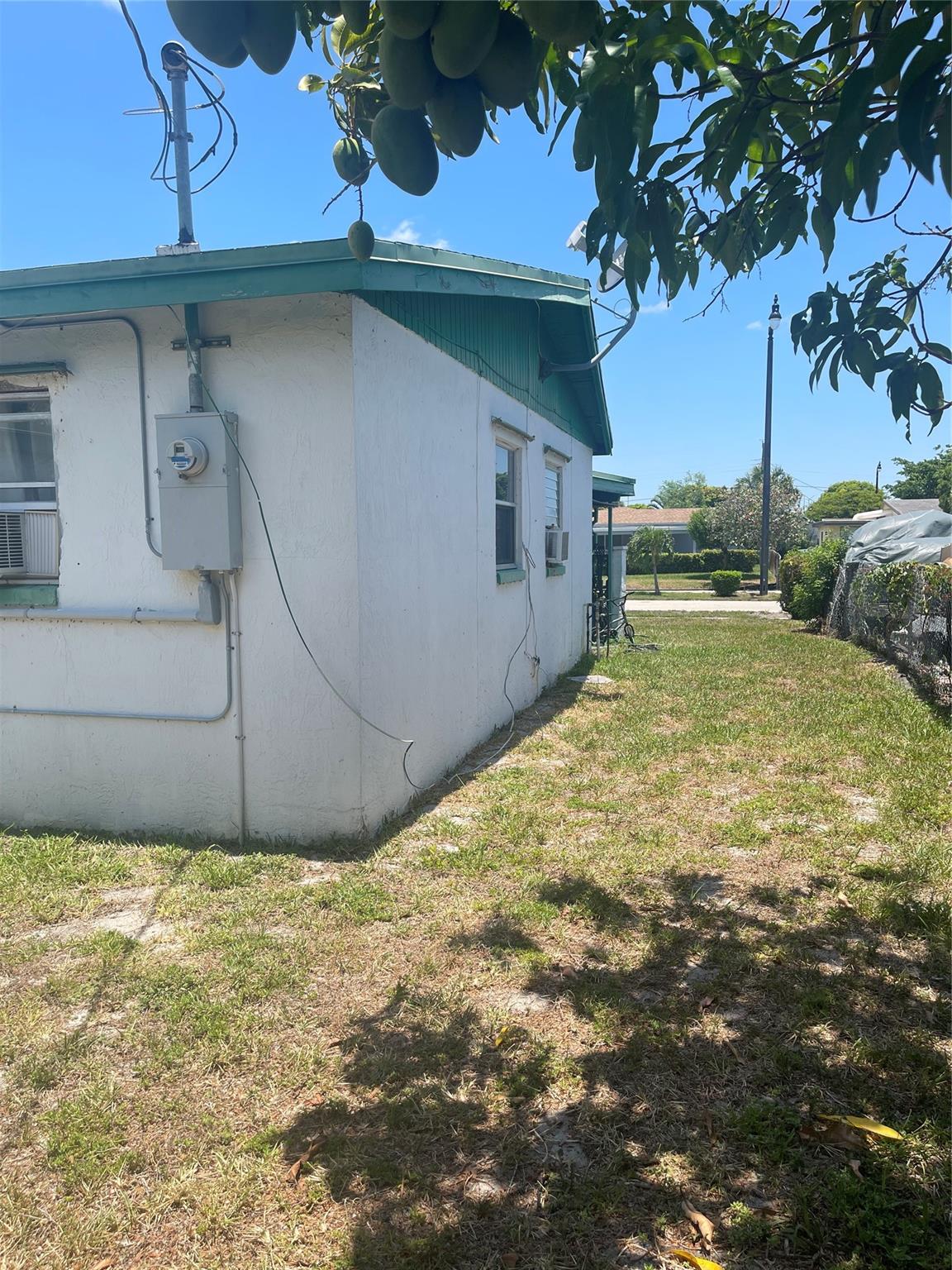 672 Nw 20th Ct Property Photo 17