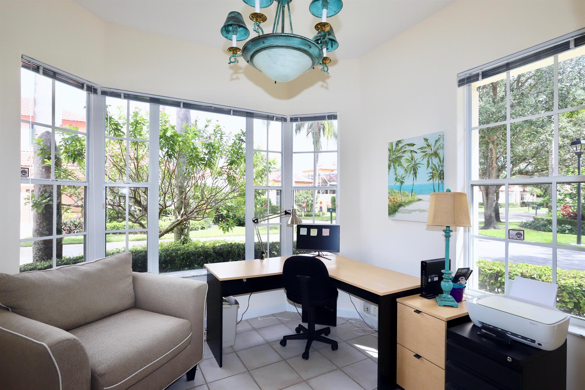 77 Spyglass Way N Property Photo 6