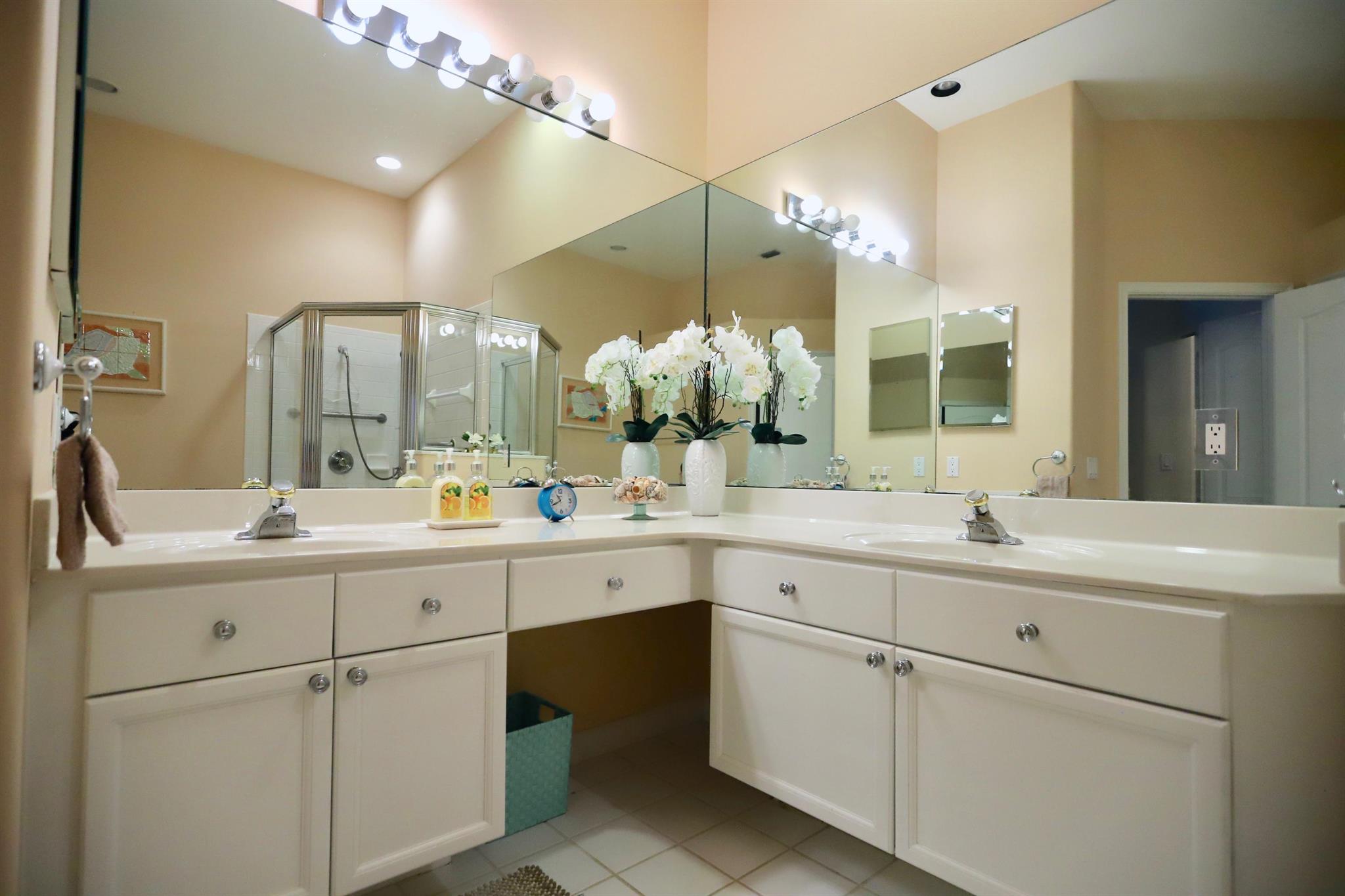 77 Spyglass Way N Property Photo 10