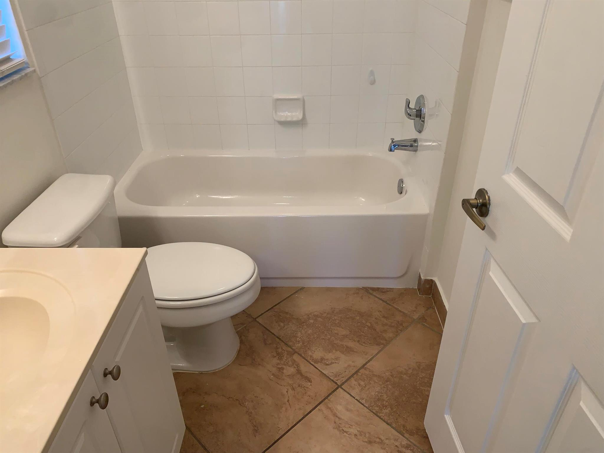 101 Lake Monterey Circle Property Photo 7