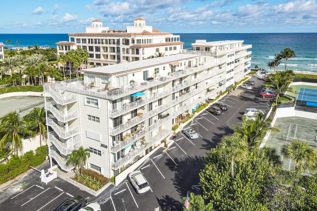 3030 S Ocean Boulevard S 652 Property Photo 4