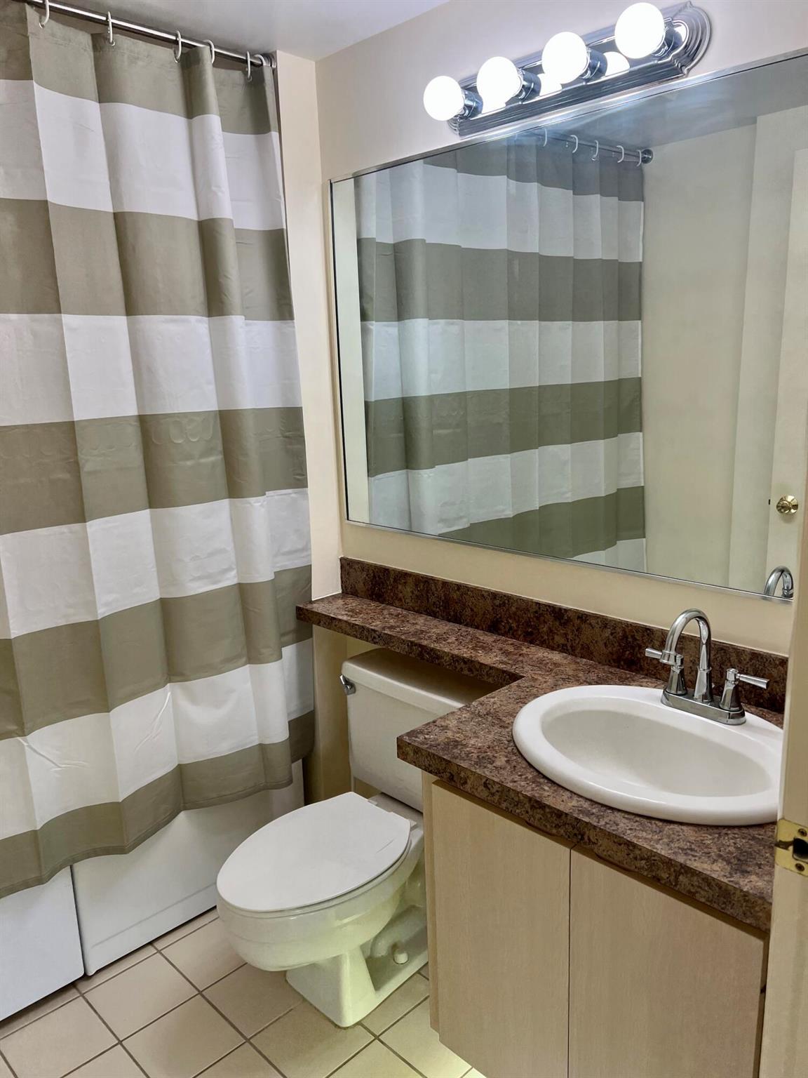 3119 Kingston Court Property Photo 10