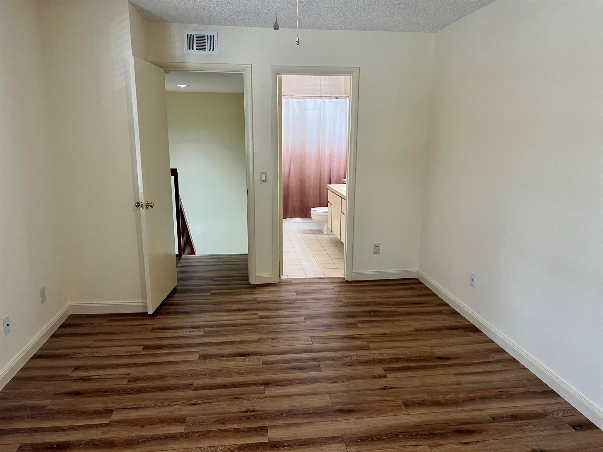 3119 Kingston Court Property Photo 14
