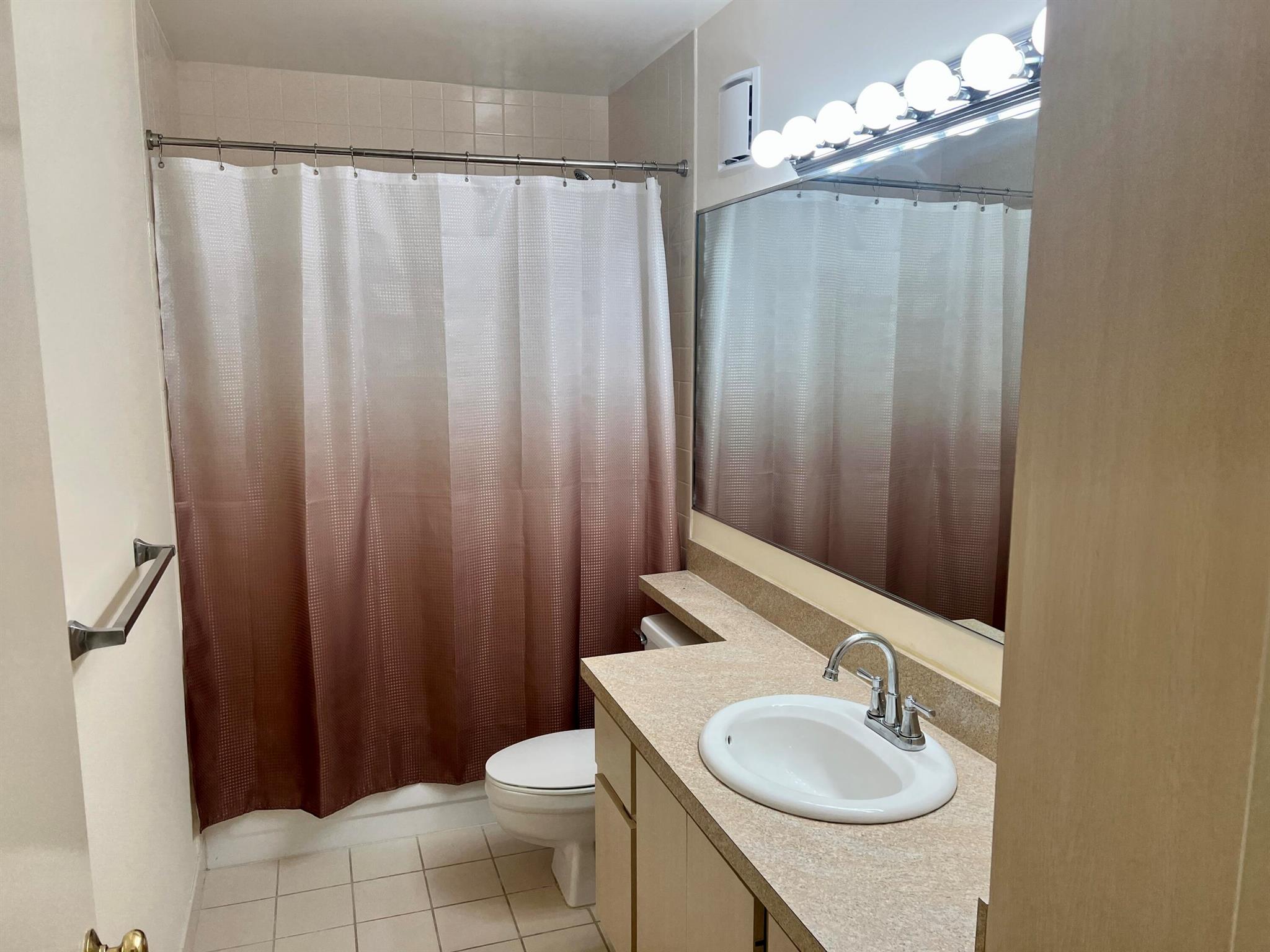 3119 Kingston Court Property Photo 15