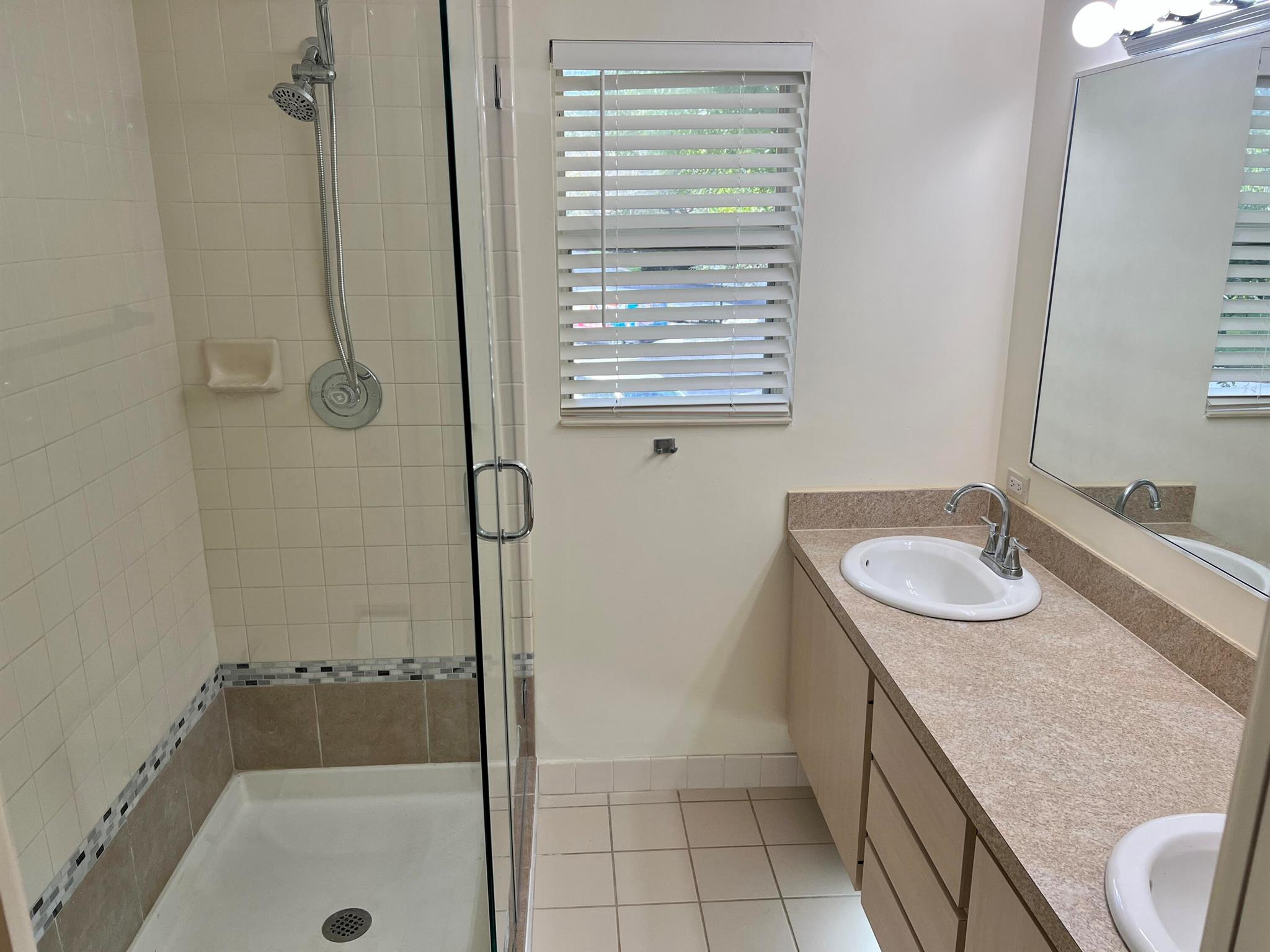 3119 Kingston Court Property Photo 20