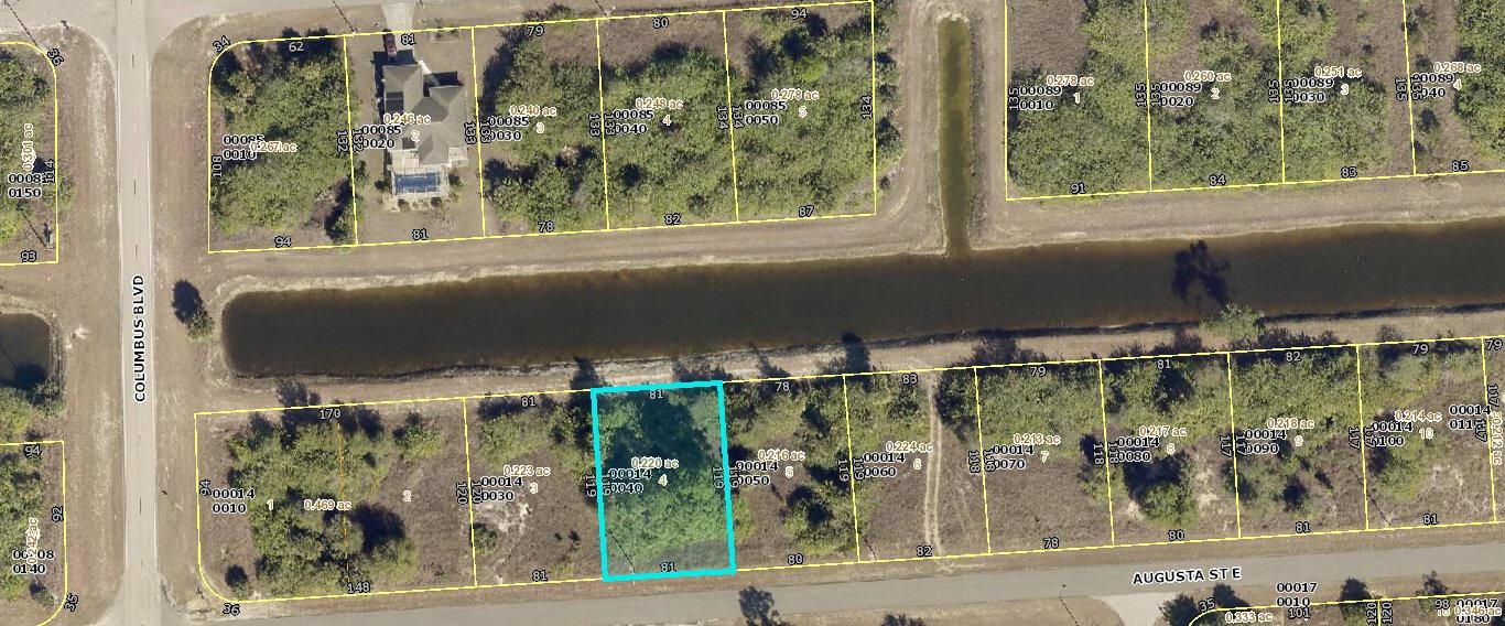 1207 Augusta Street E Property Photo 2