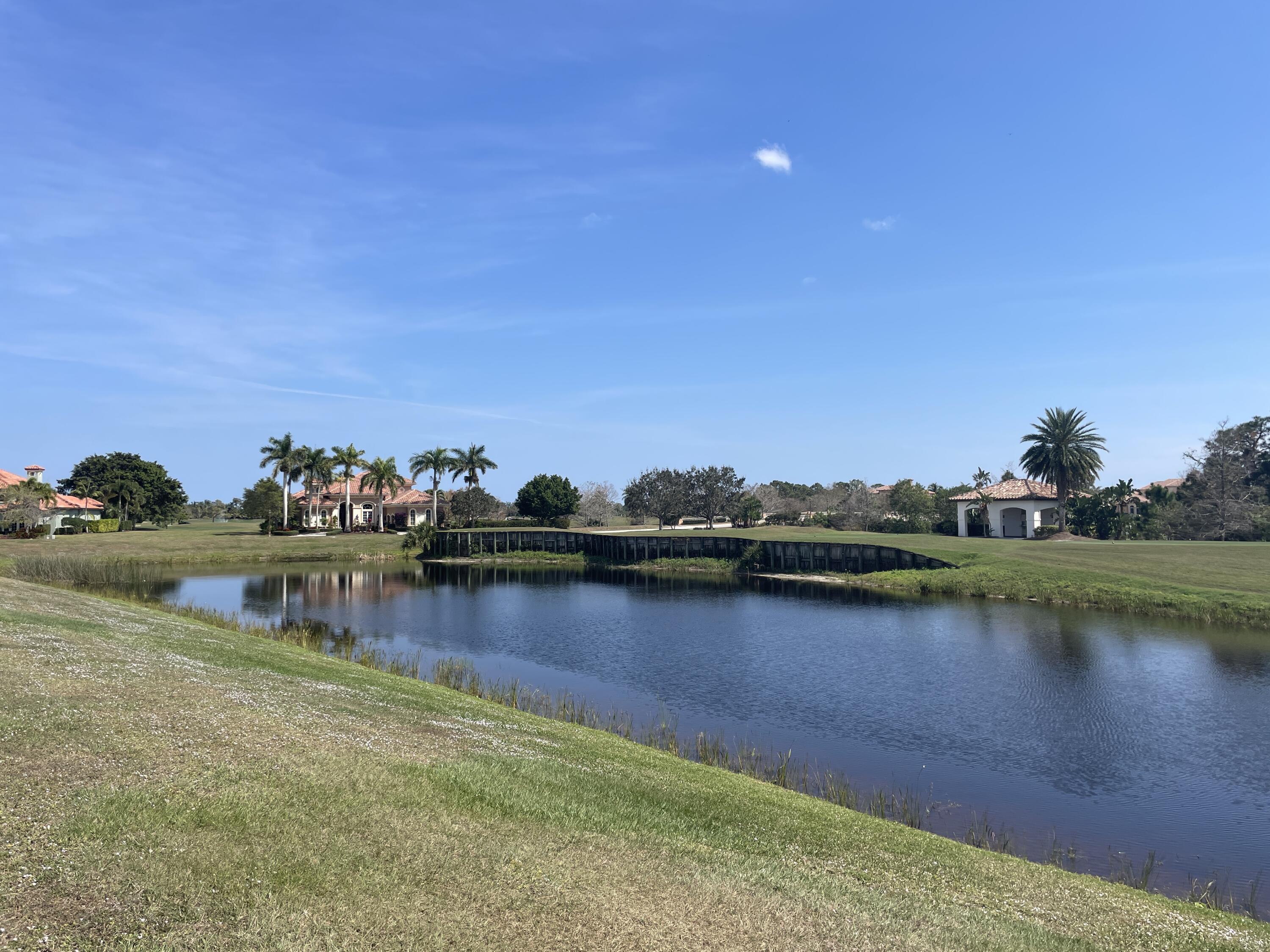114 Se Via San Marino Property Photo 1
