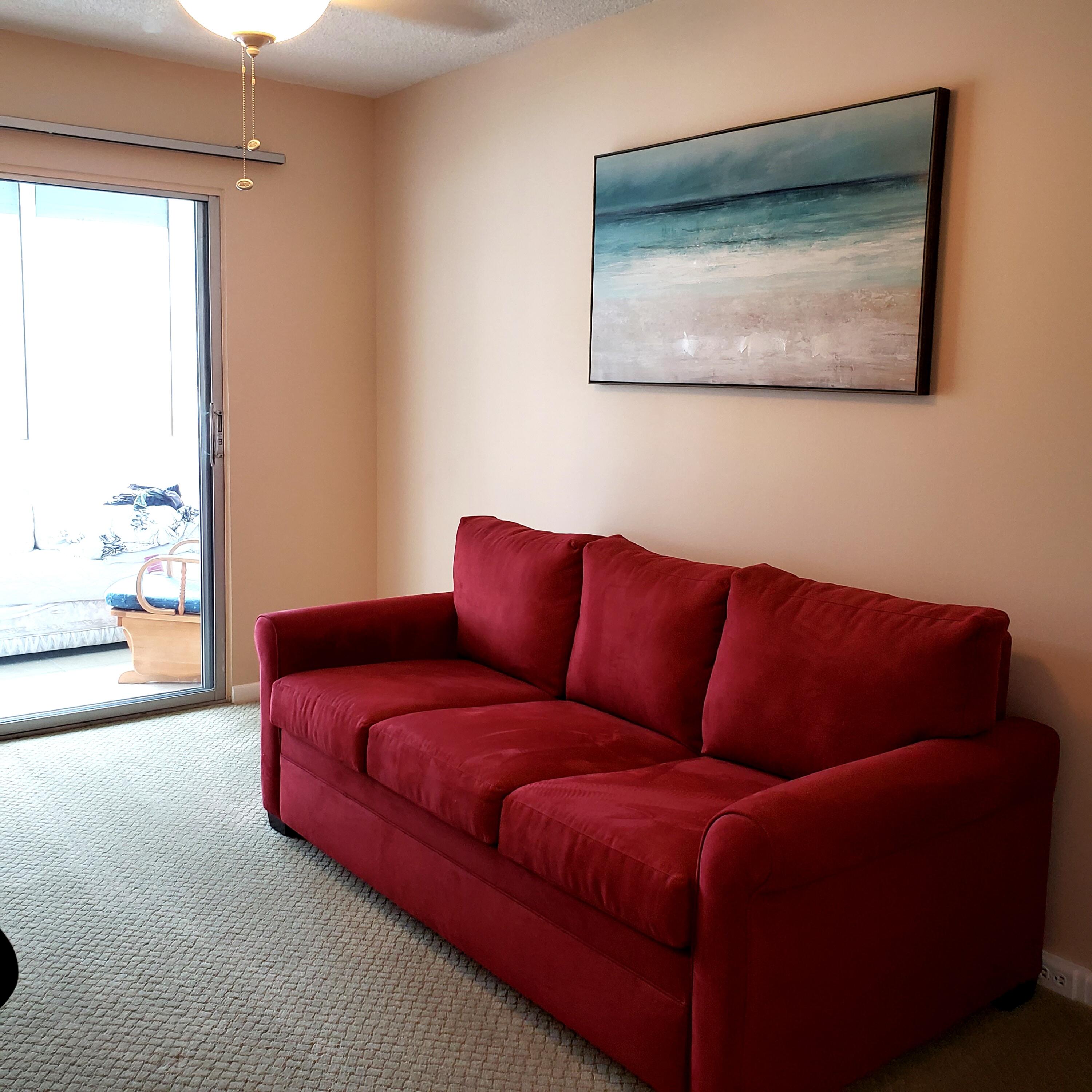 2062 Yarmouth D Property Photo 11