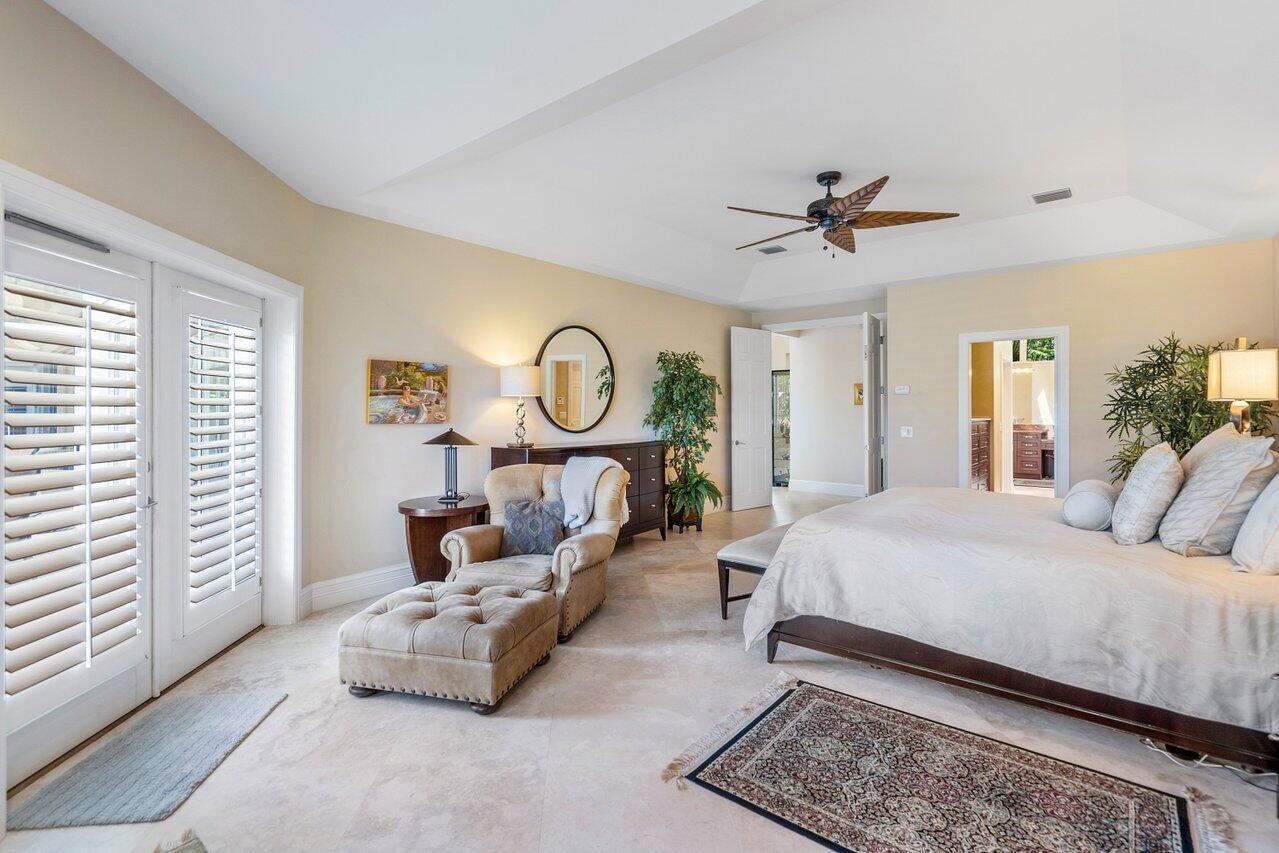 6980 Se Harbor Circle Property Photo 21
