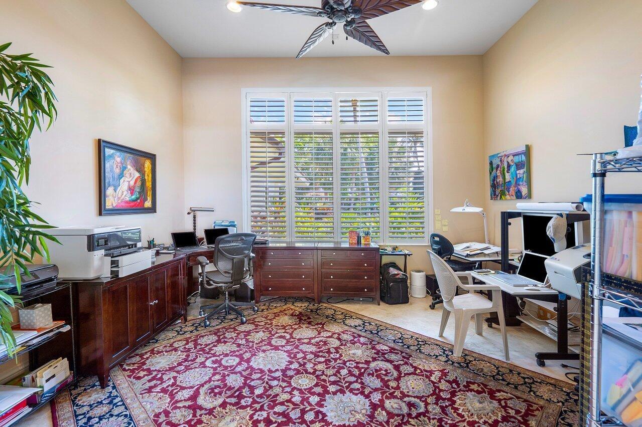 6980 Se Harbor Circle Property Photo 32