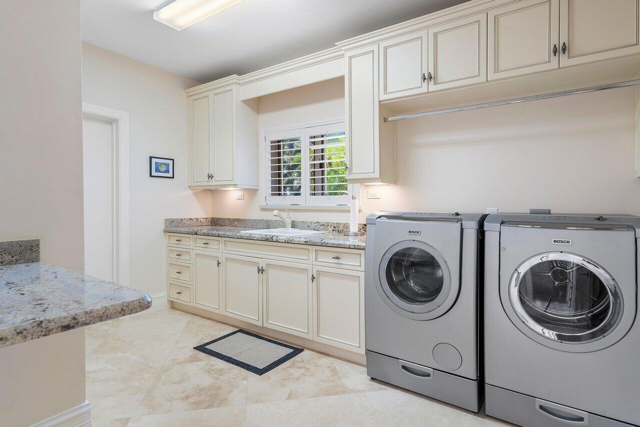 6980 Se Harbor Circle Property Photo 34