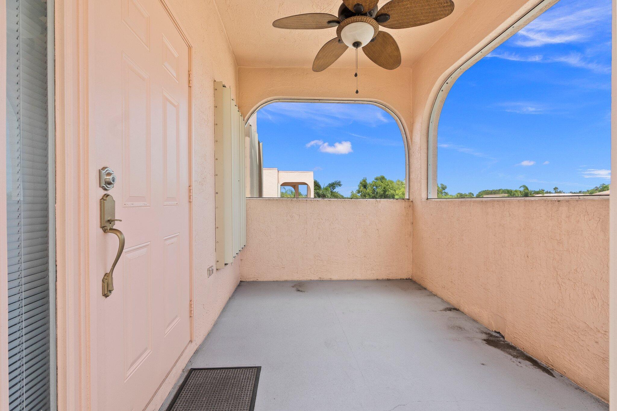 2087 Se Wild Meadow Circle Property Photo 6