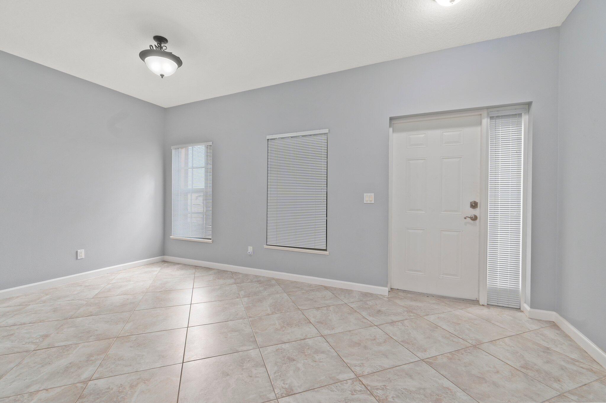 2087 Se Wild Meadow Circle Property Photo 8