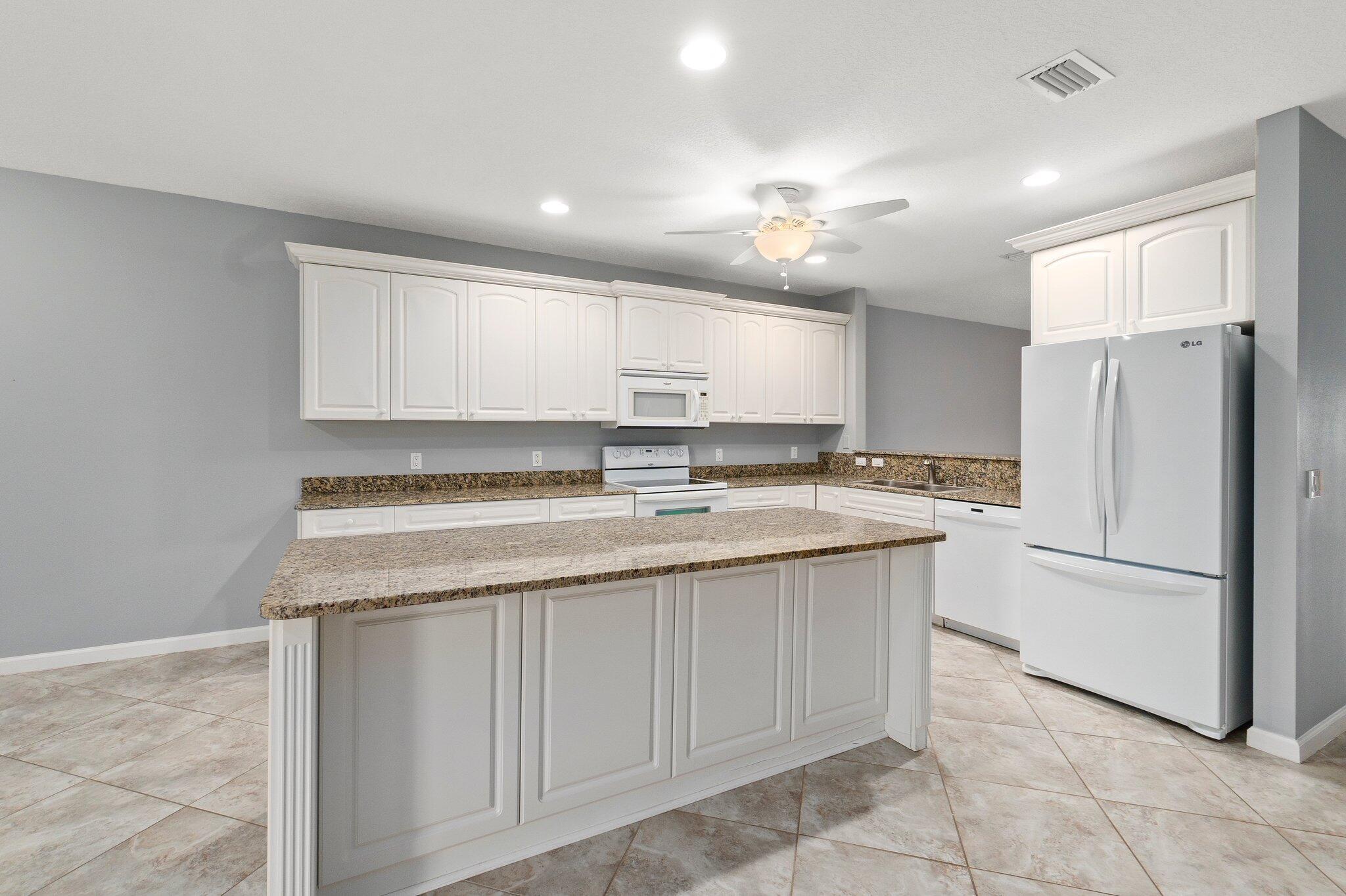 2087 Se Wild Meadow Circle Property Photo 11