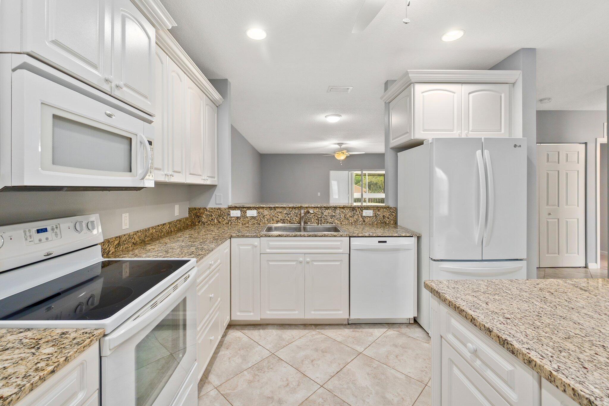 2087 Se Wild Meadow Circle Property Photo 14