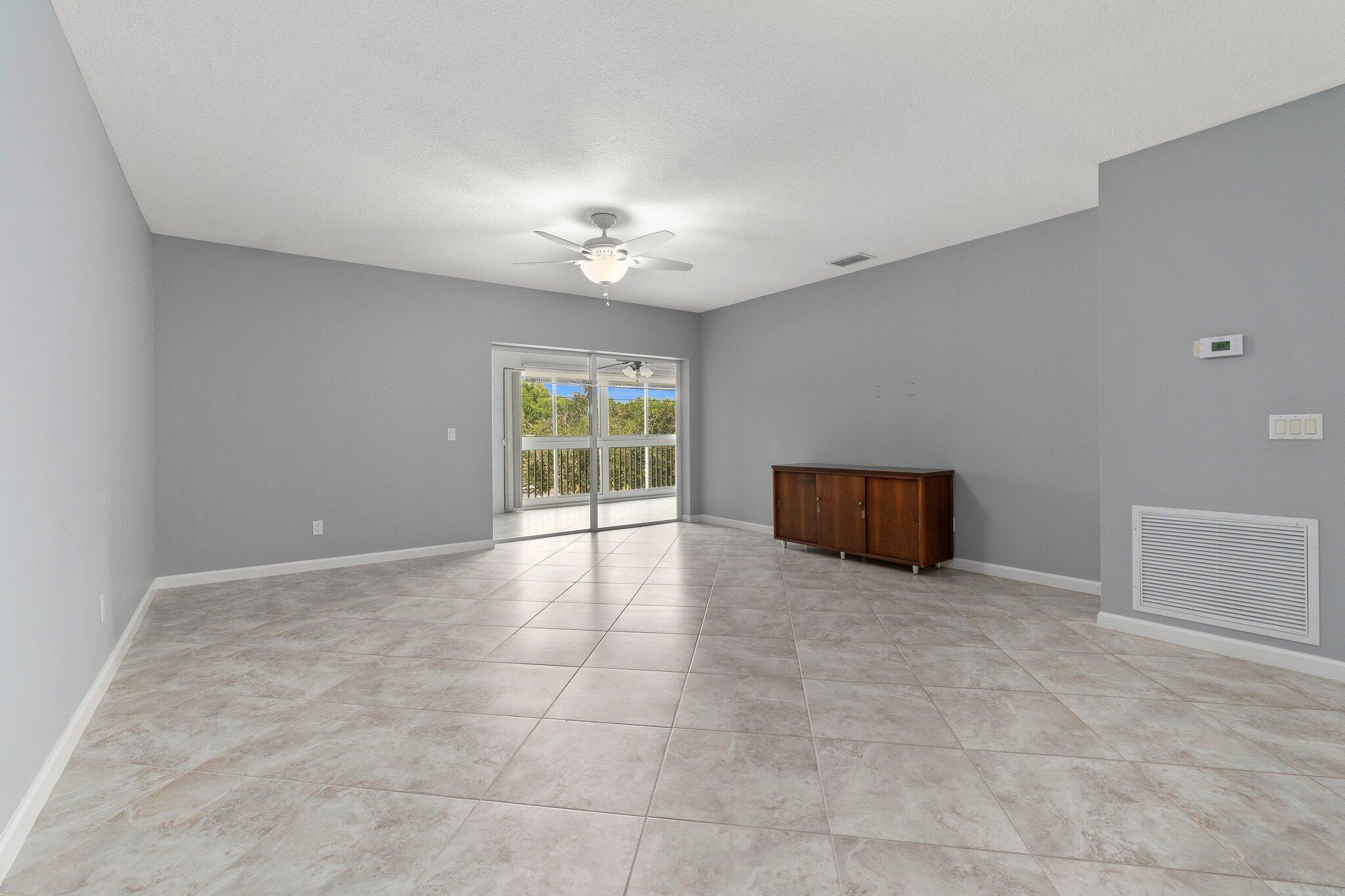 2087 Se Wild Meadow Circle Property Photo 17