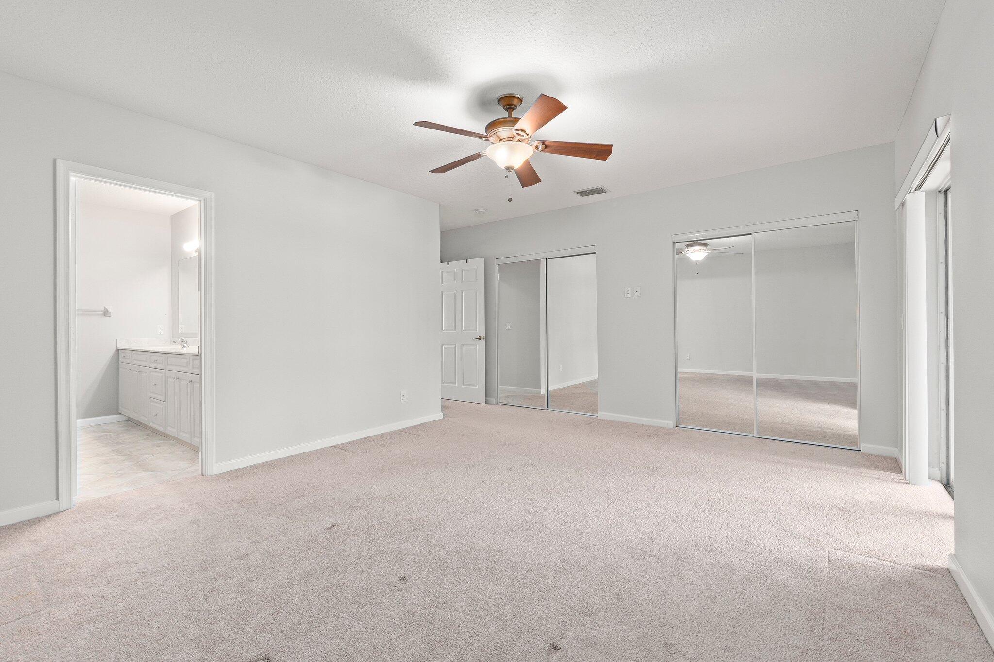 2087 Se Wild Meadow Circle Property Photo 18