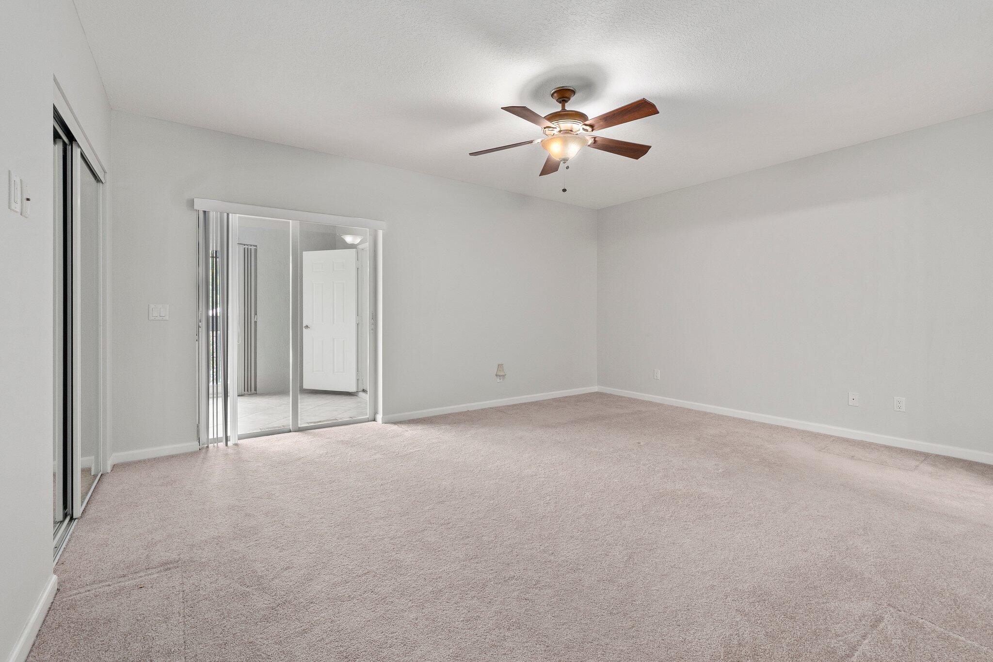 2087 Se Wild Meadow Circle Property Photo 19