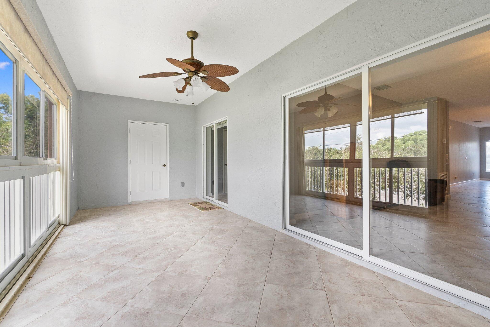 2087 Se Wild Meadow Circle Property Photo 28