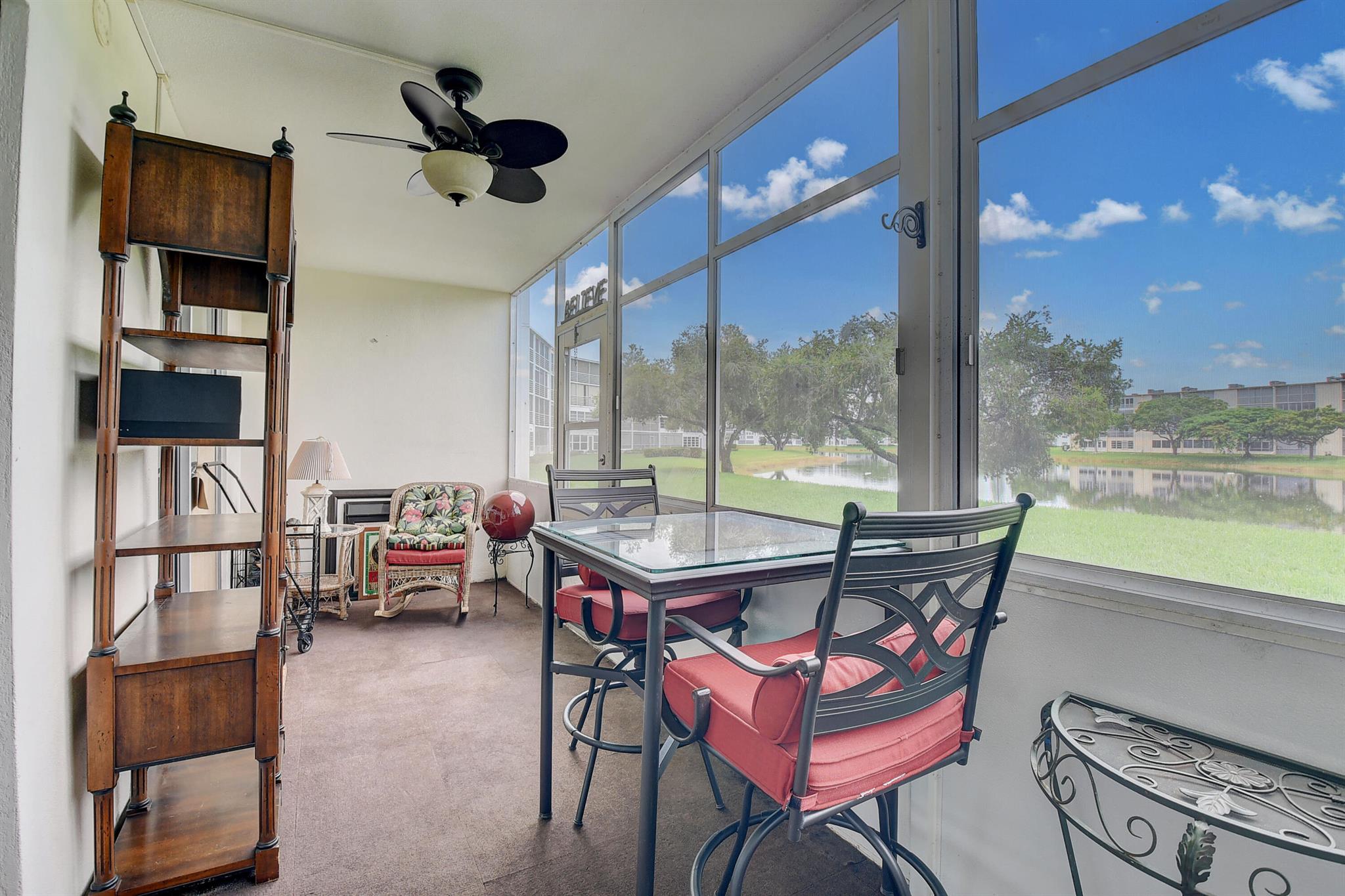 1039 Guildford C Property Photo 19