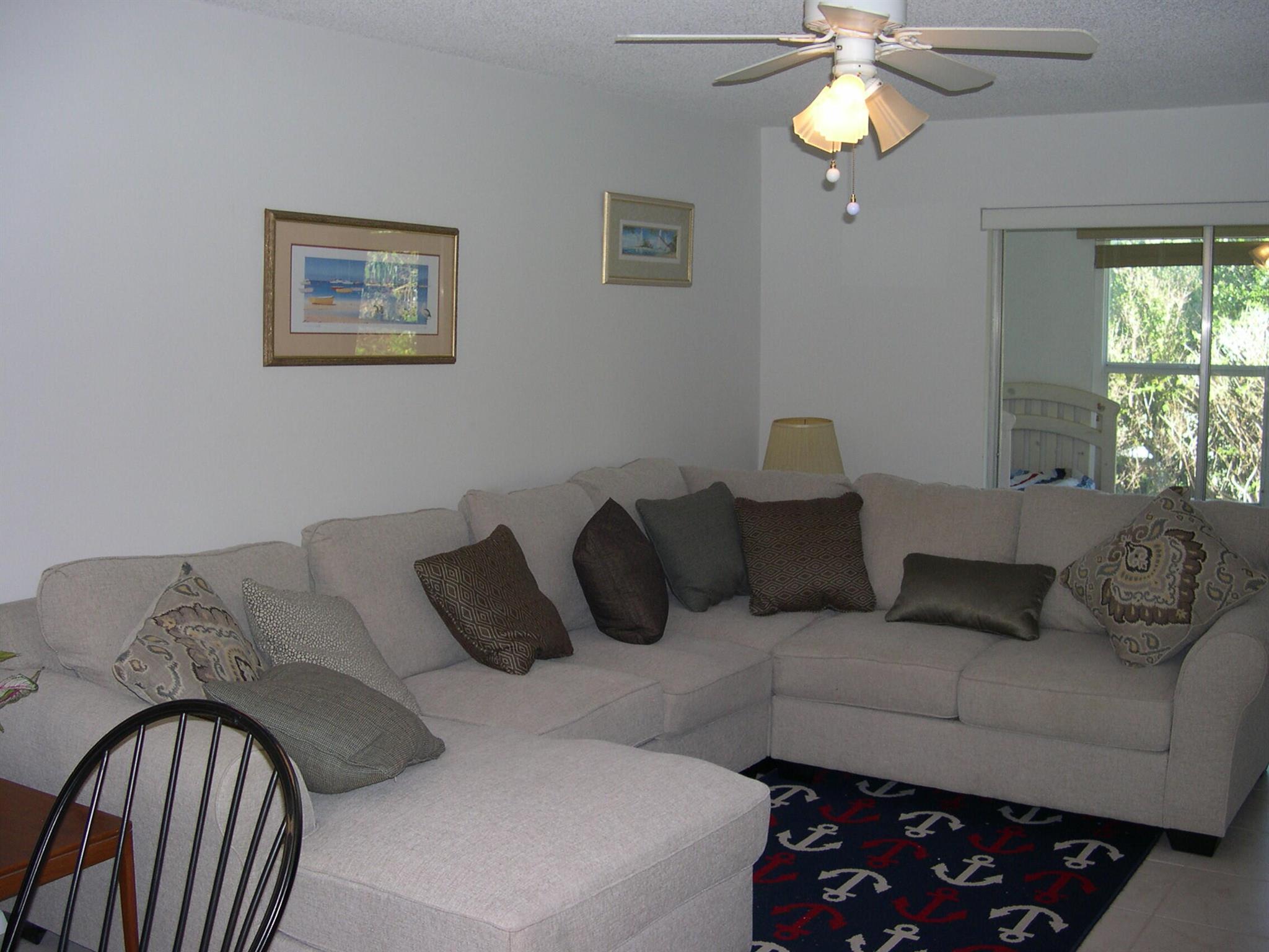 1172 Commodore Court 204 Property Photo 11