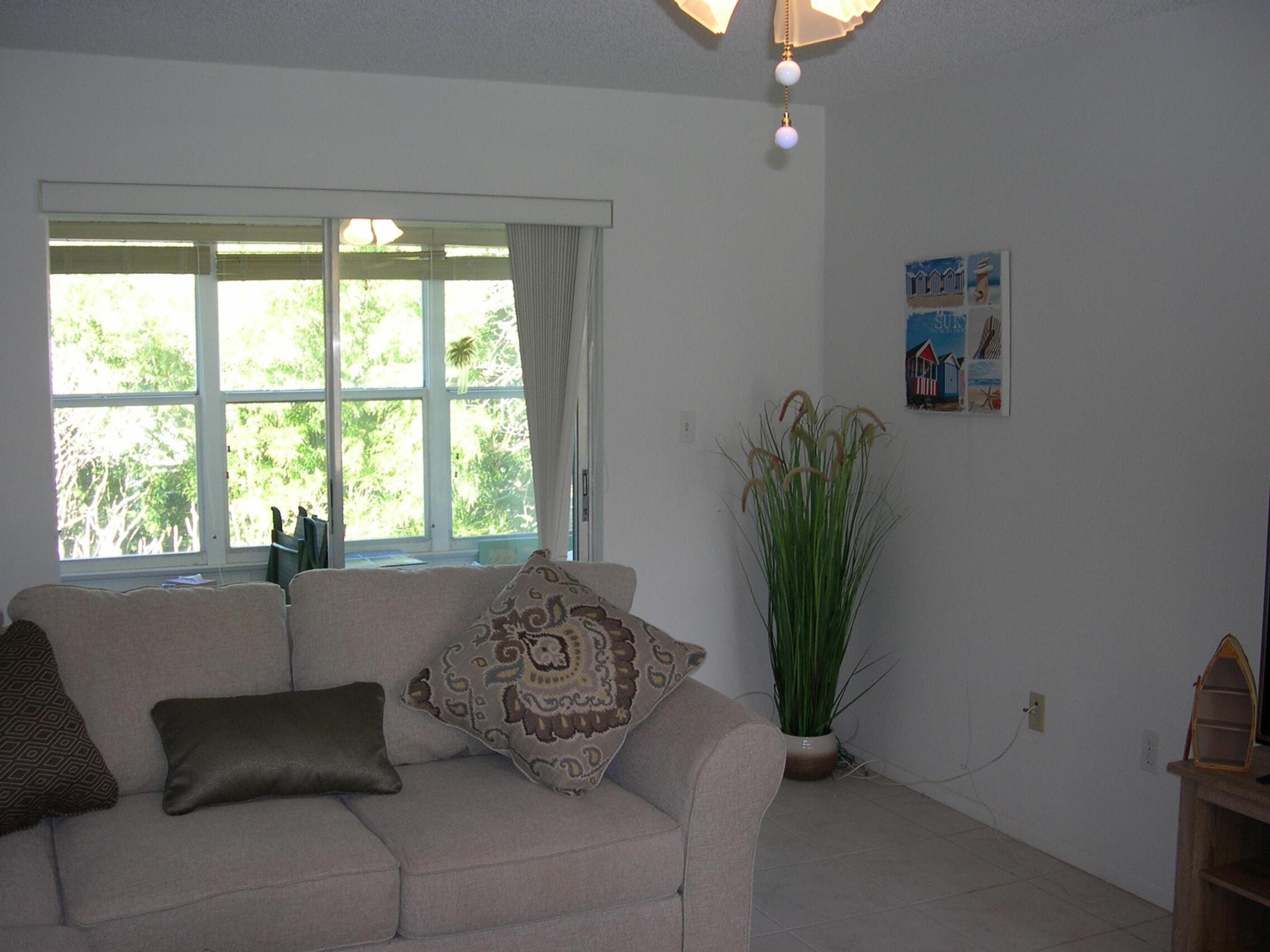 1172 Commodore Court 204 Property Photo 13