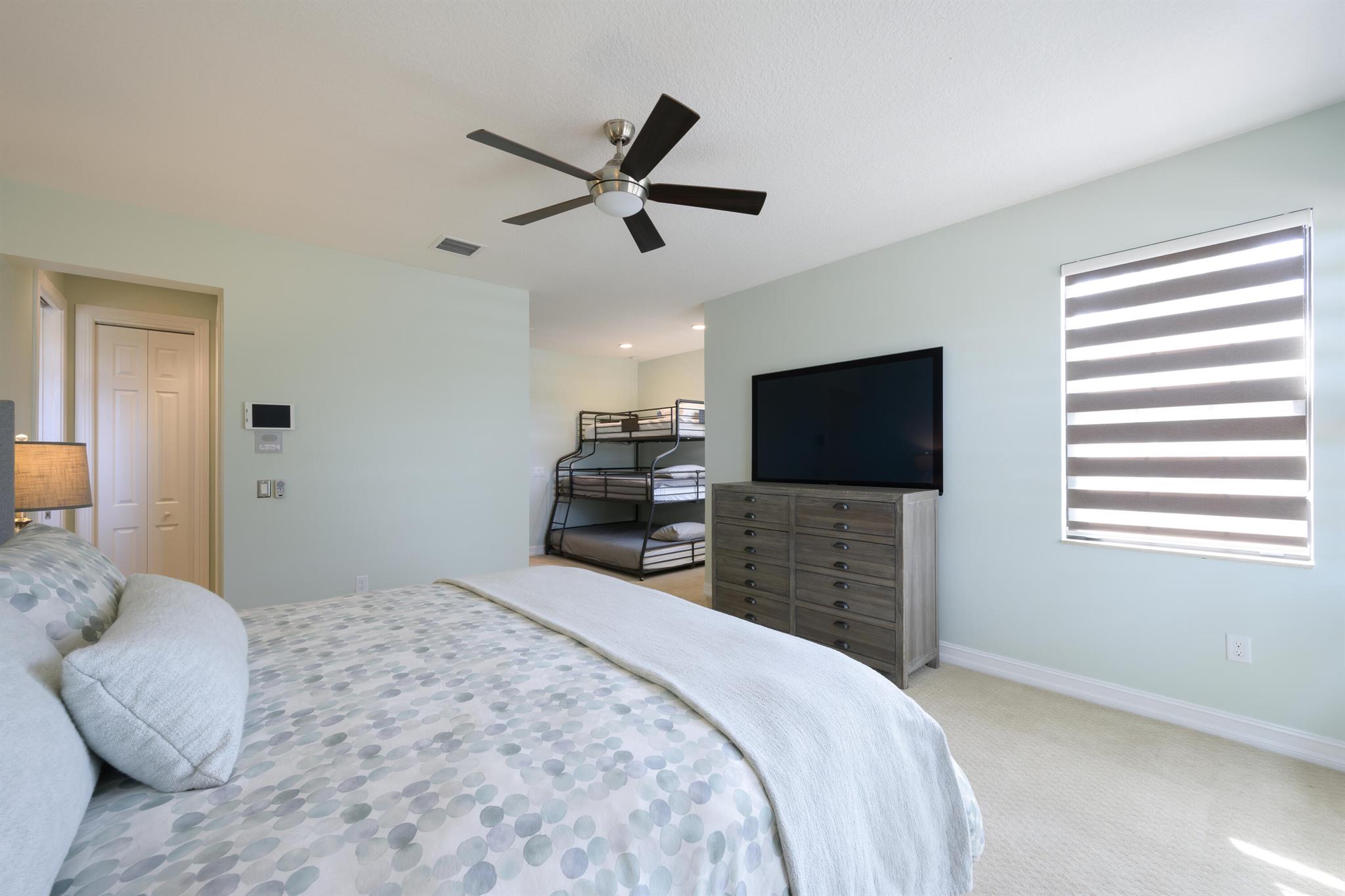 8325 Hawks Gully Avenue Property Photo 25