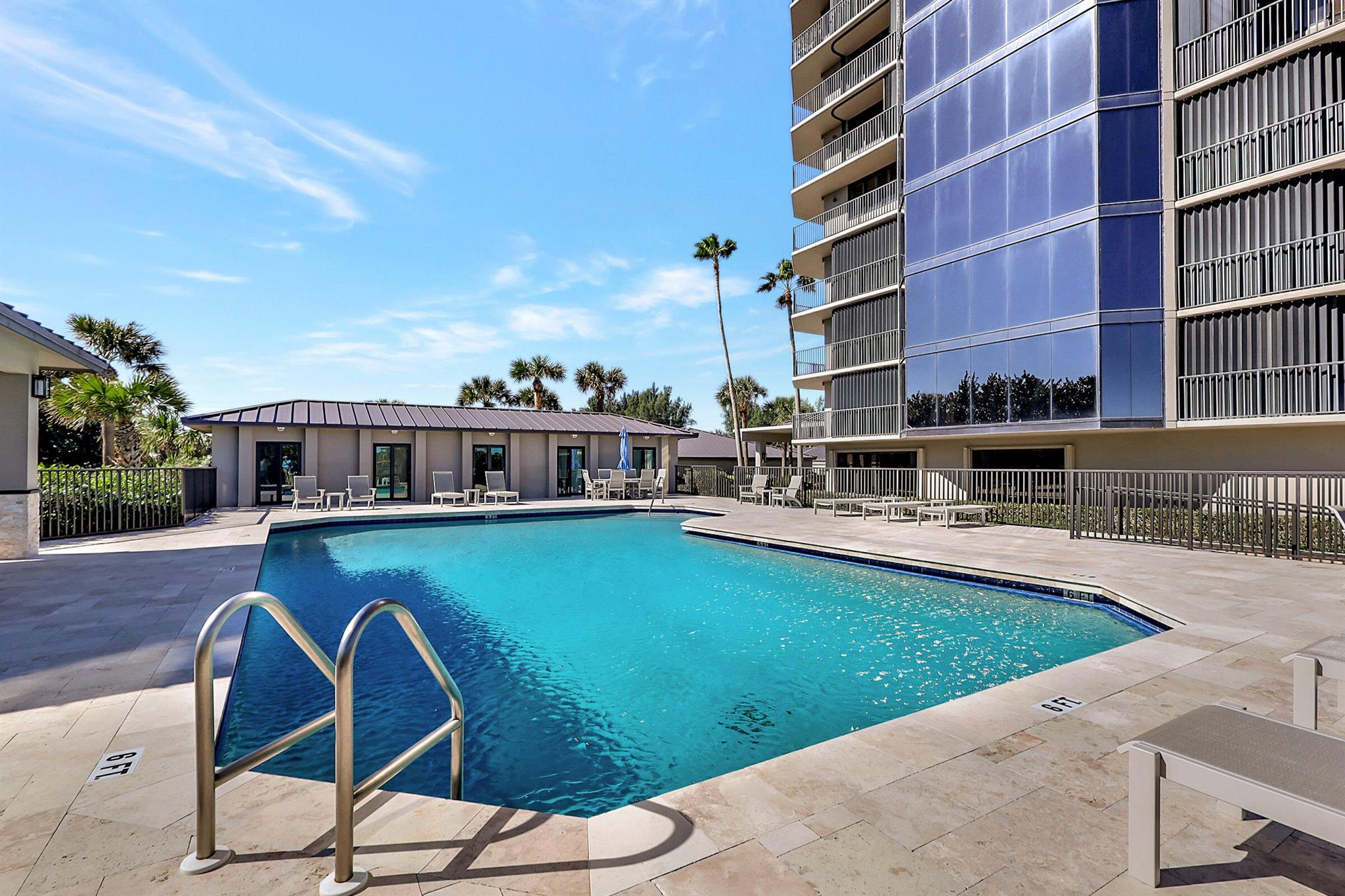 4000 N Highway A1a 602 Property Photo 13