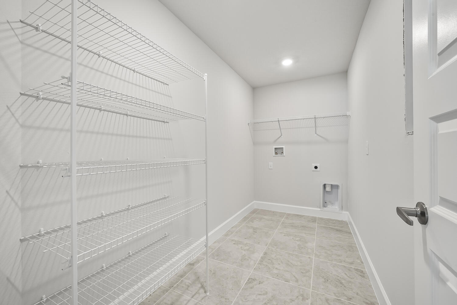 8722 Waterstone Boulevard Property Photo 6