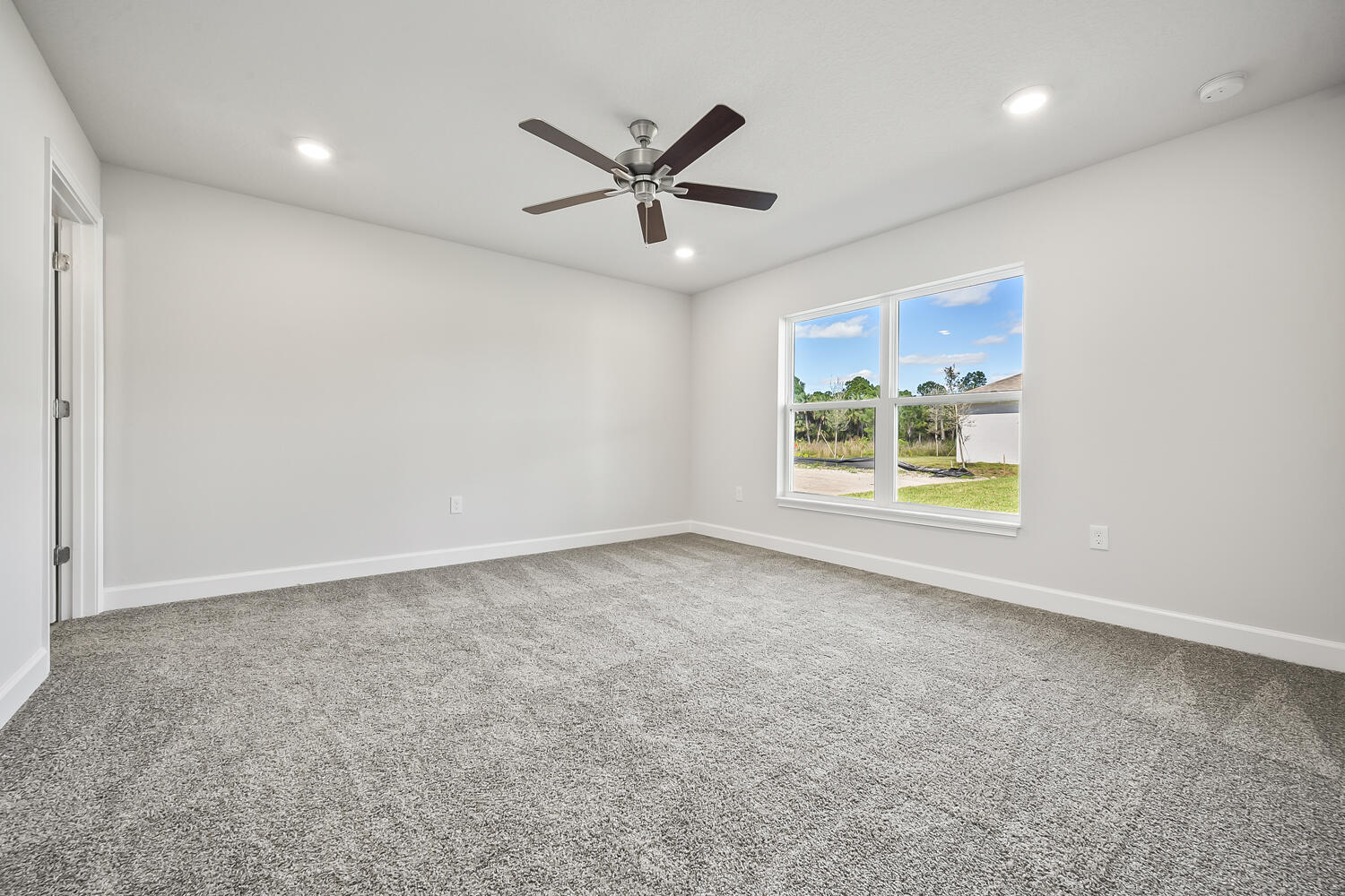8722 Waterstone Boulevard Property Photo 7