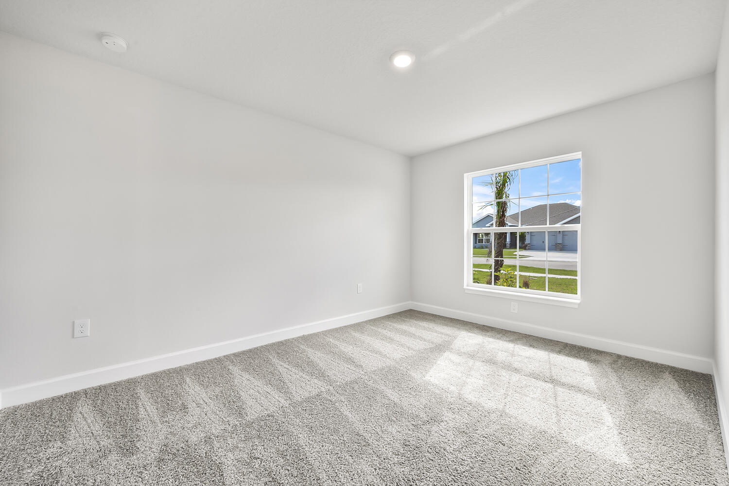 8722 Waterstone Boulevard Property Photo 11