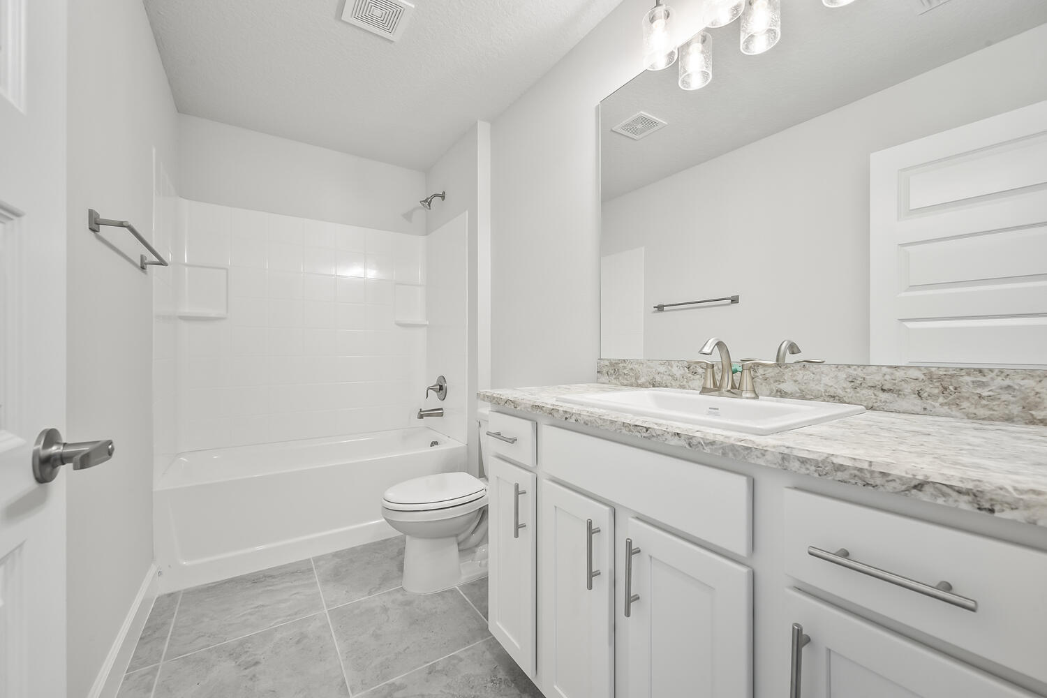 8722 Waterstone Boulevard Property Photo 12