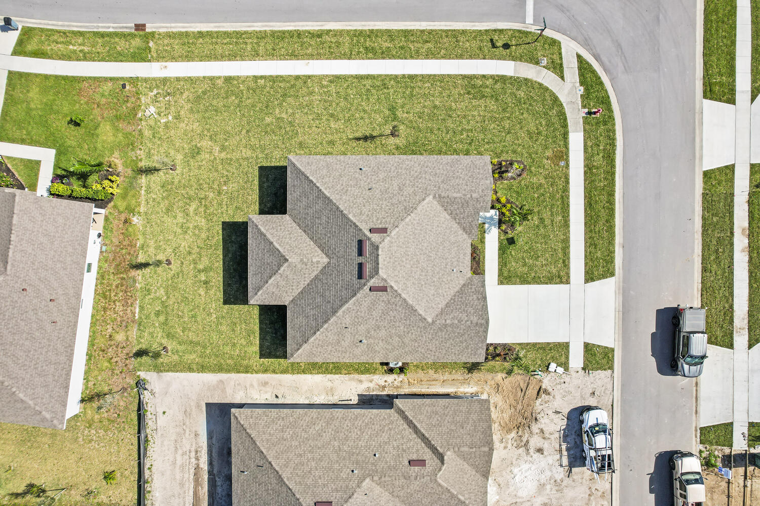 8722 Waterstone Boulevard Property Photo 16