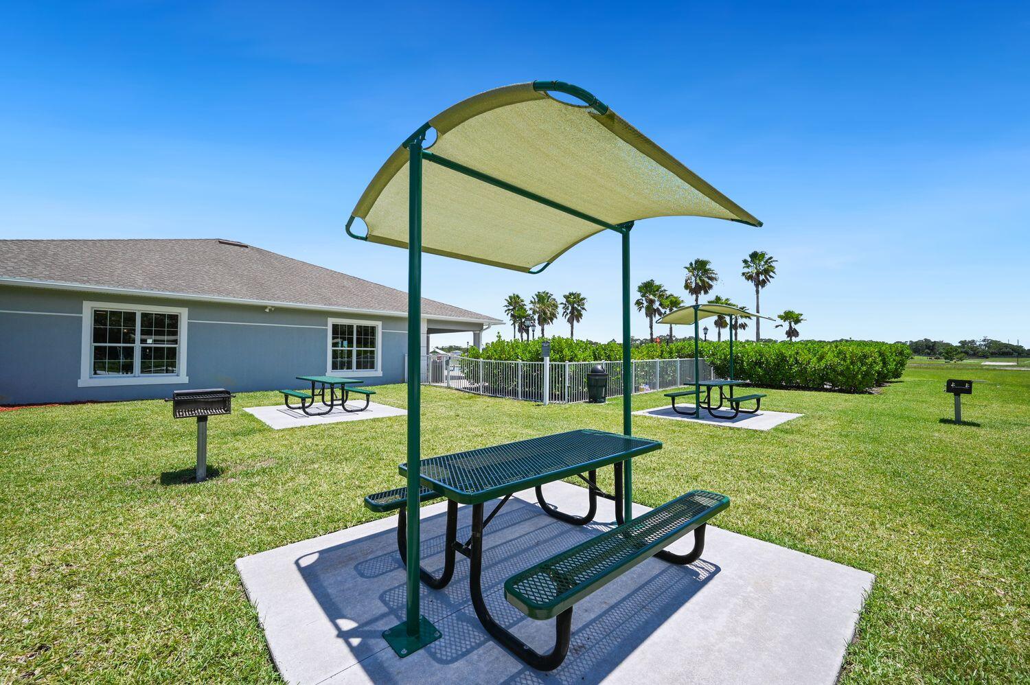 8722 Waterstone Boulevard Property Photo 37