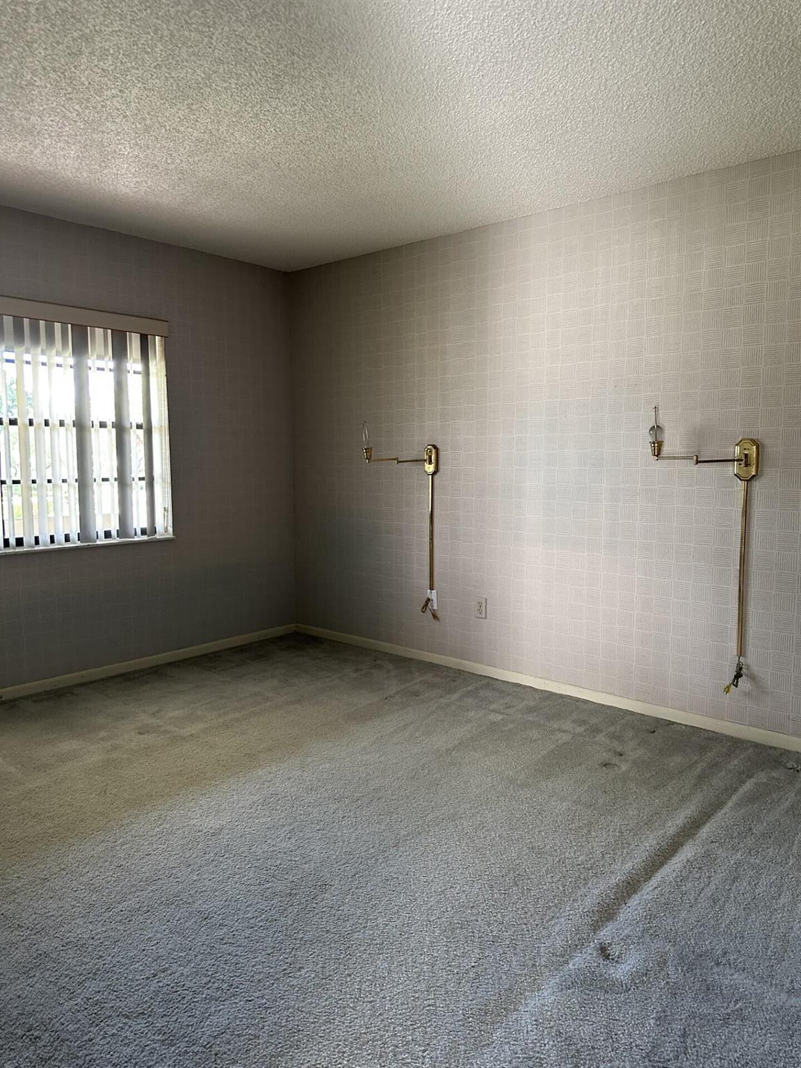 5 Westgate Lane D Property Photo 12