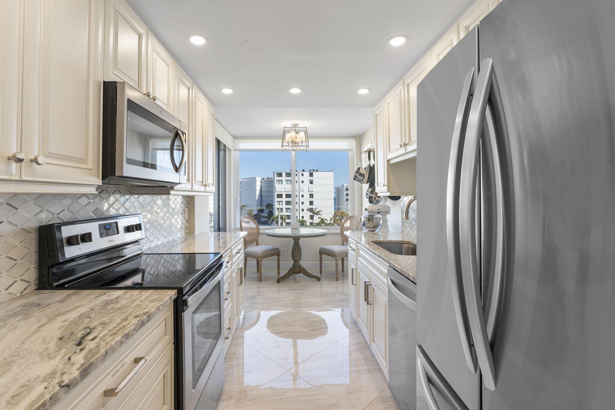 3589 S Ocean Boulevard 605 Property Photo 14