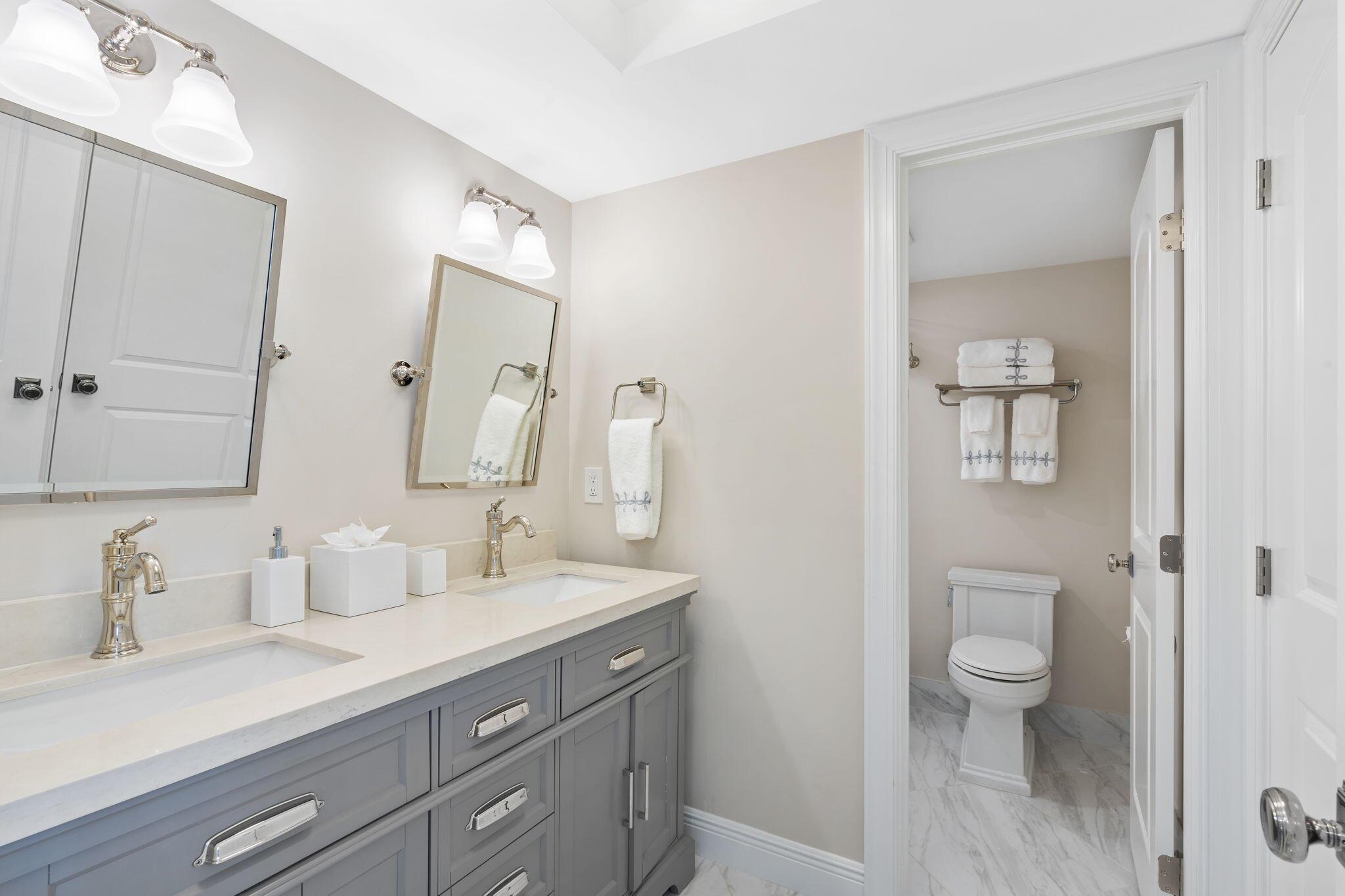 3589 S Ocean Boulevard 605 Property Photo 25